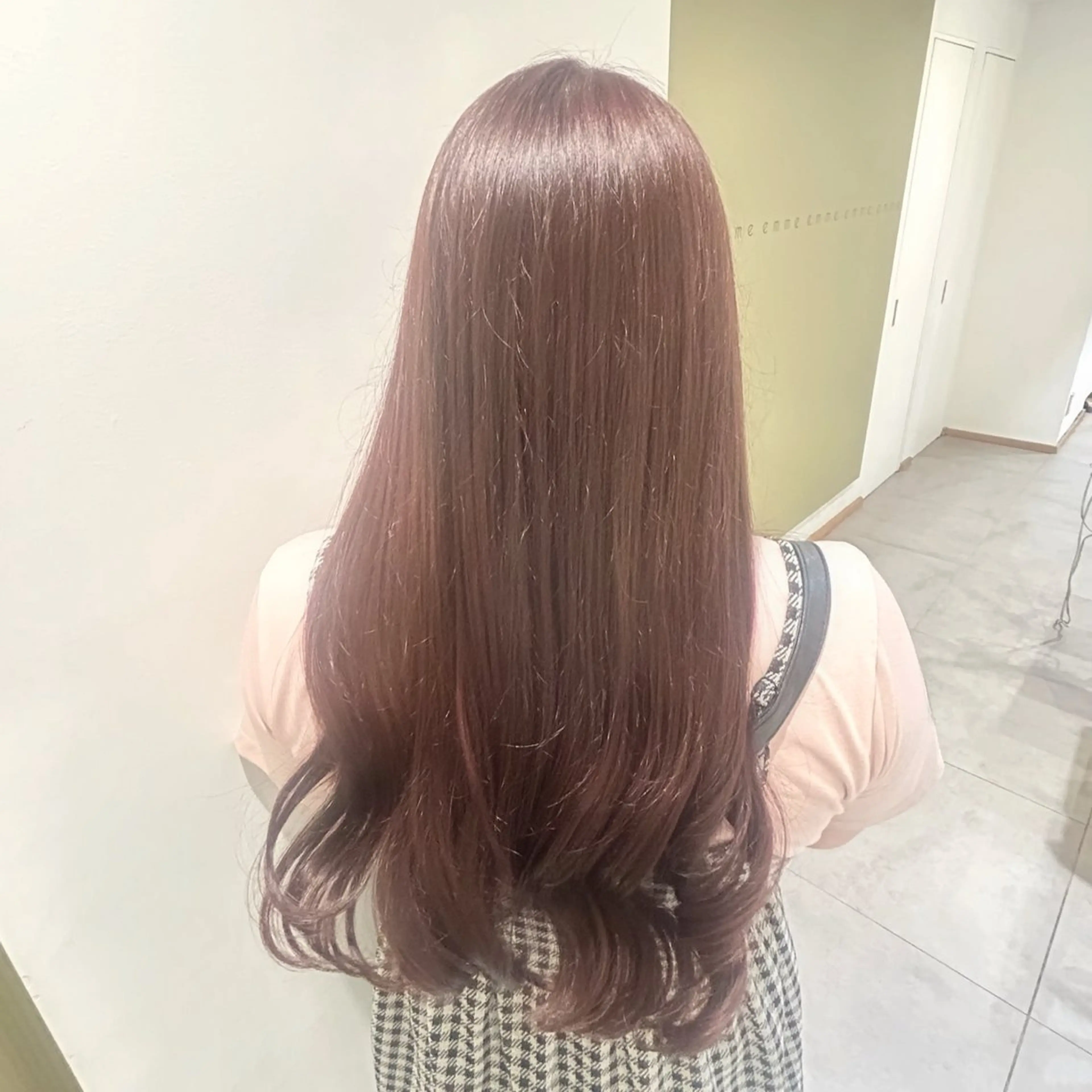 ロング カラー こばやし にな 🦖⋆͛のヘアスタイル