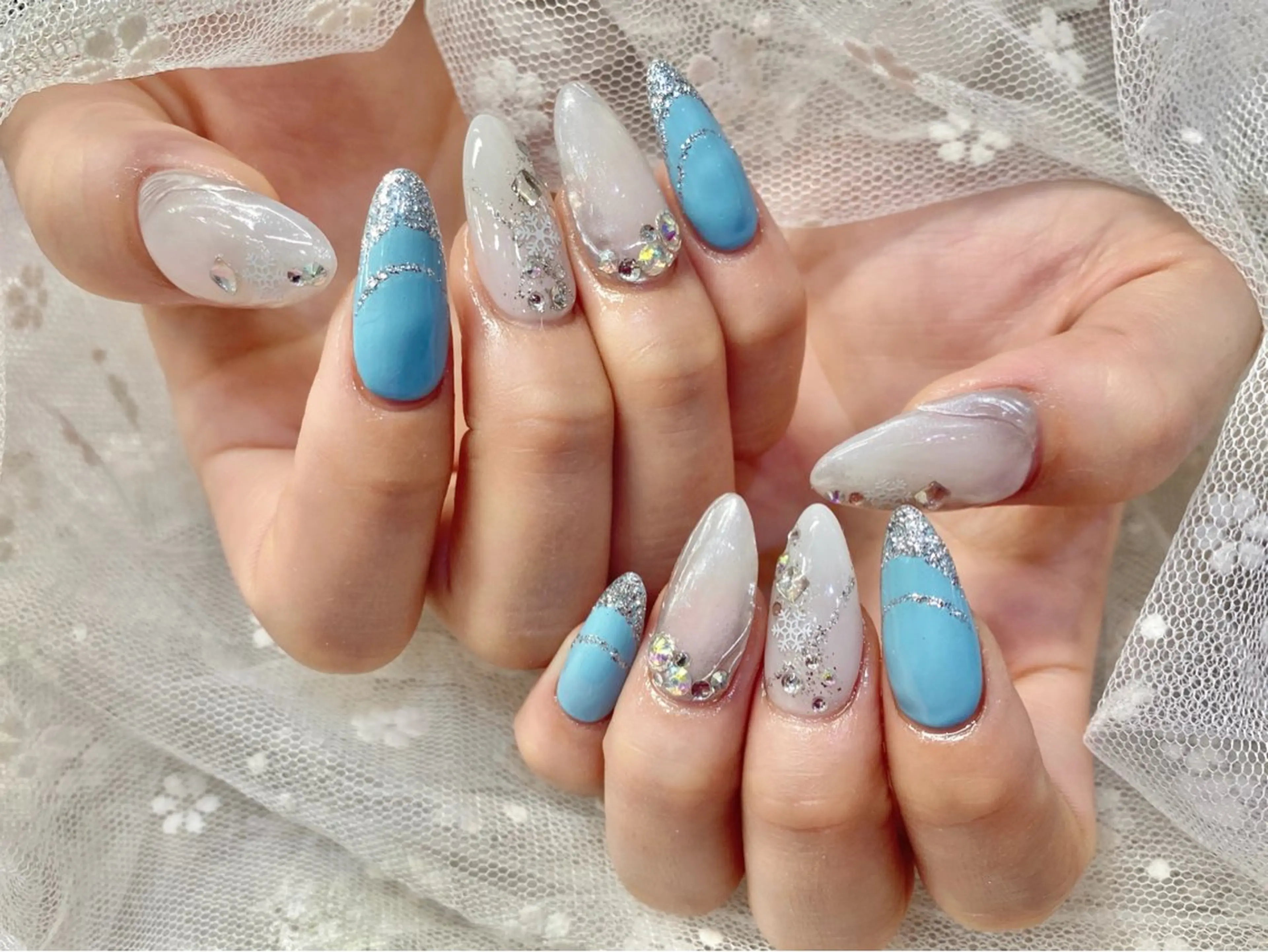 ネイル Luna K.のネイルデザイン