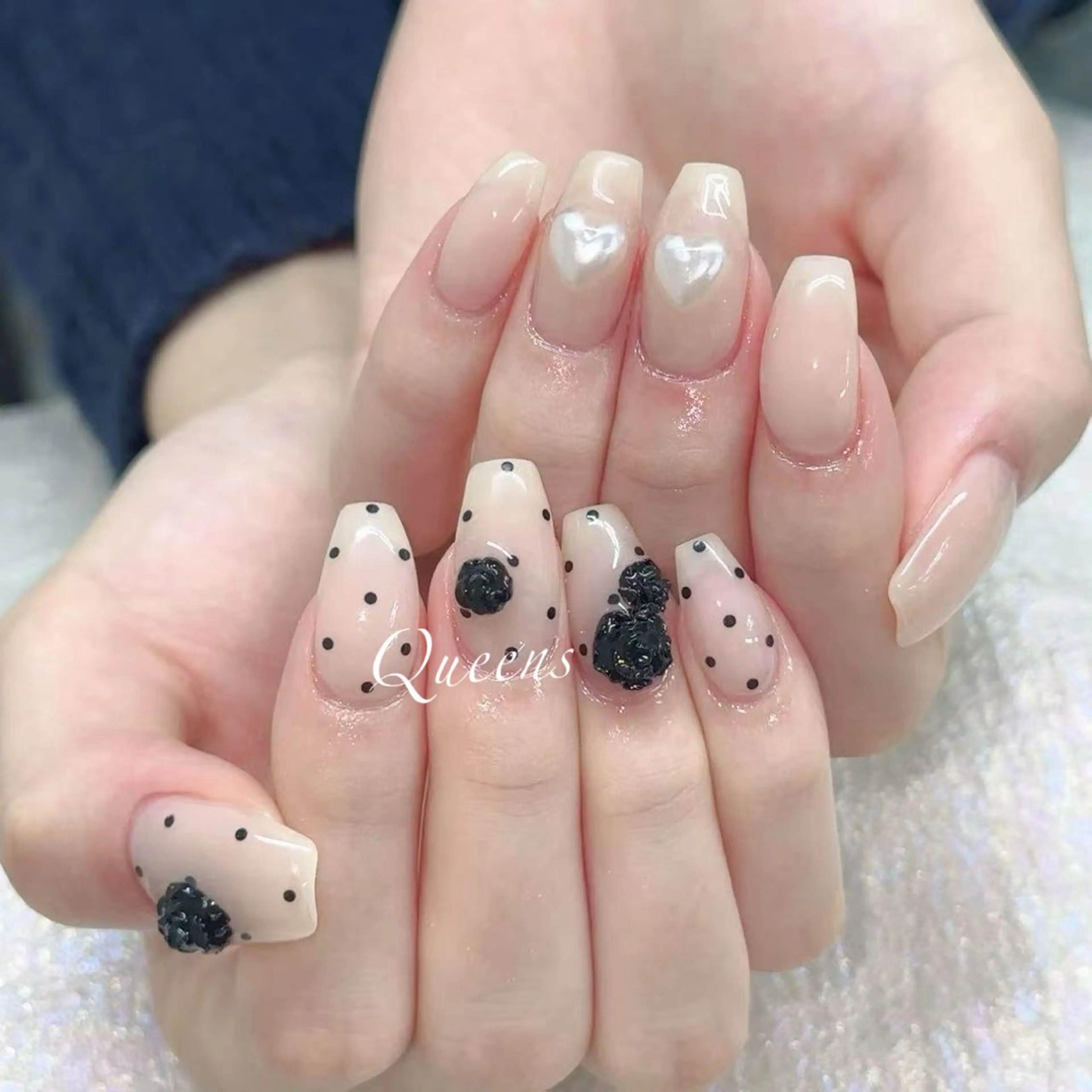 ネイル ハンドネイル Queens 榊 まおのネイルデザイン