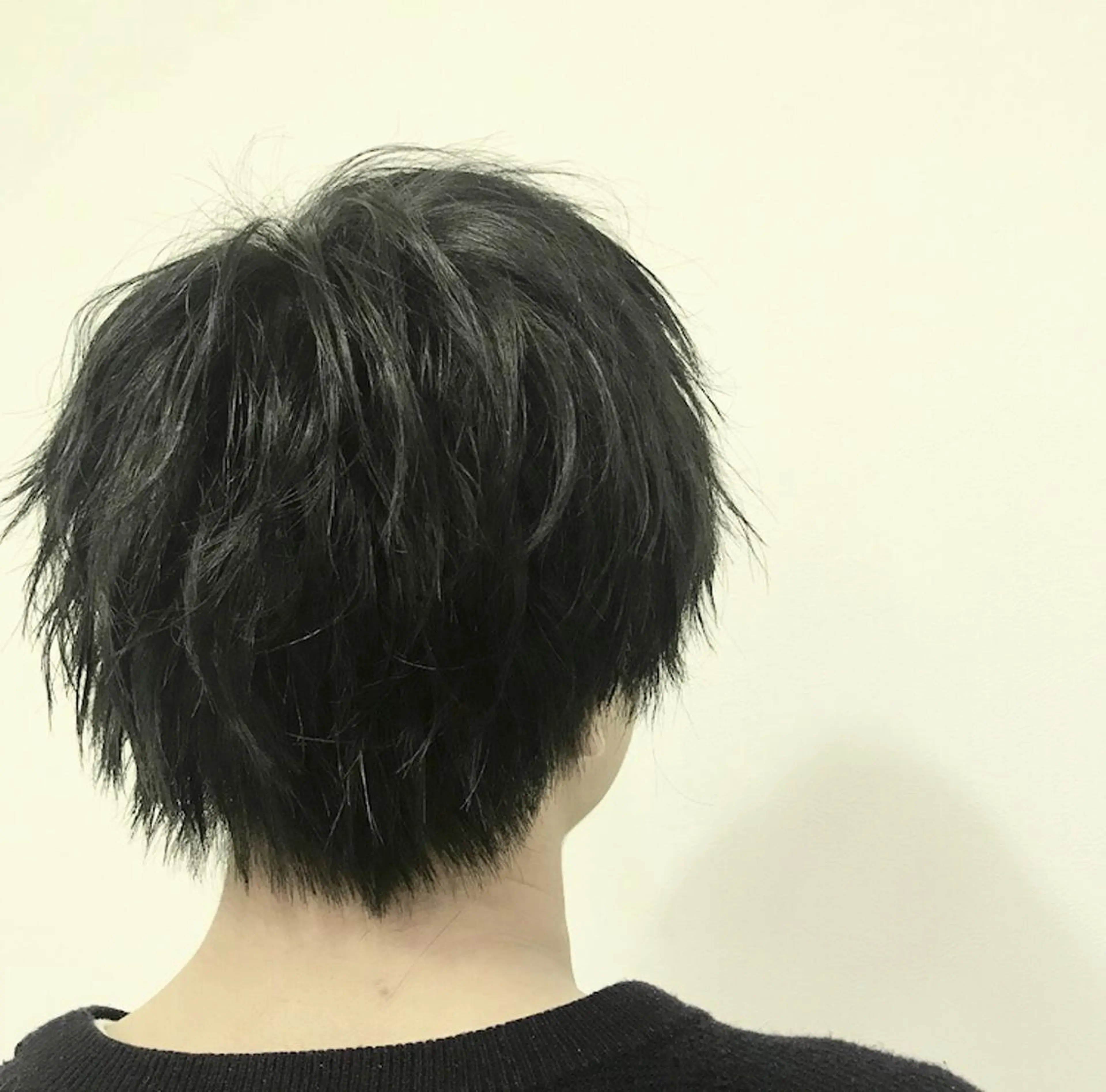 ショート カラー パーマ メンズ ニュアンスパーマ／ レイヤー／茶屋町のヘアスタイル