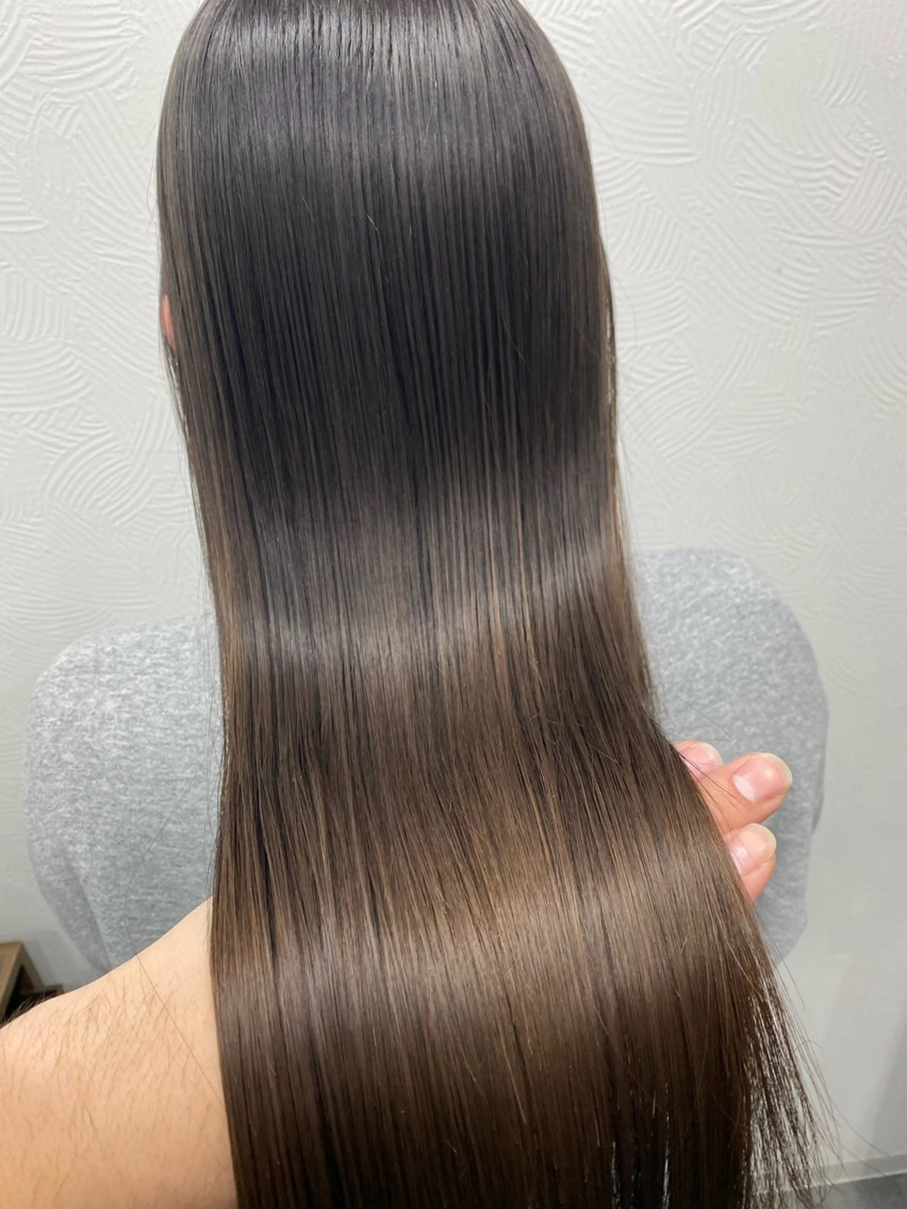 ロング カラー 髪質改善 カット ヘアカラー トリートメント 板本 光幸のヘアスタイル