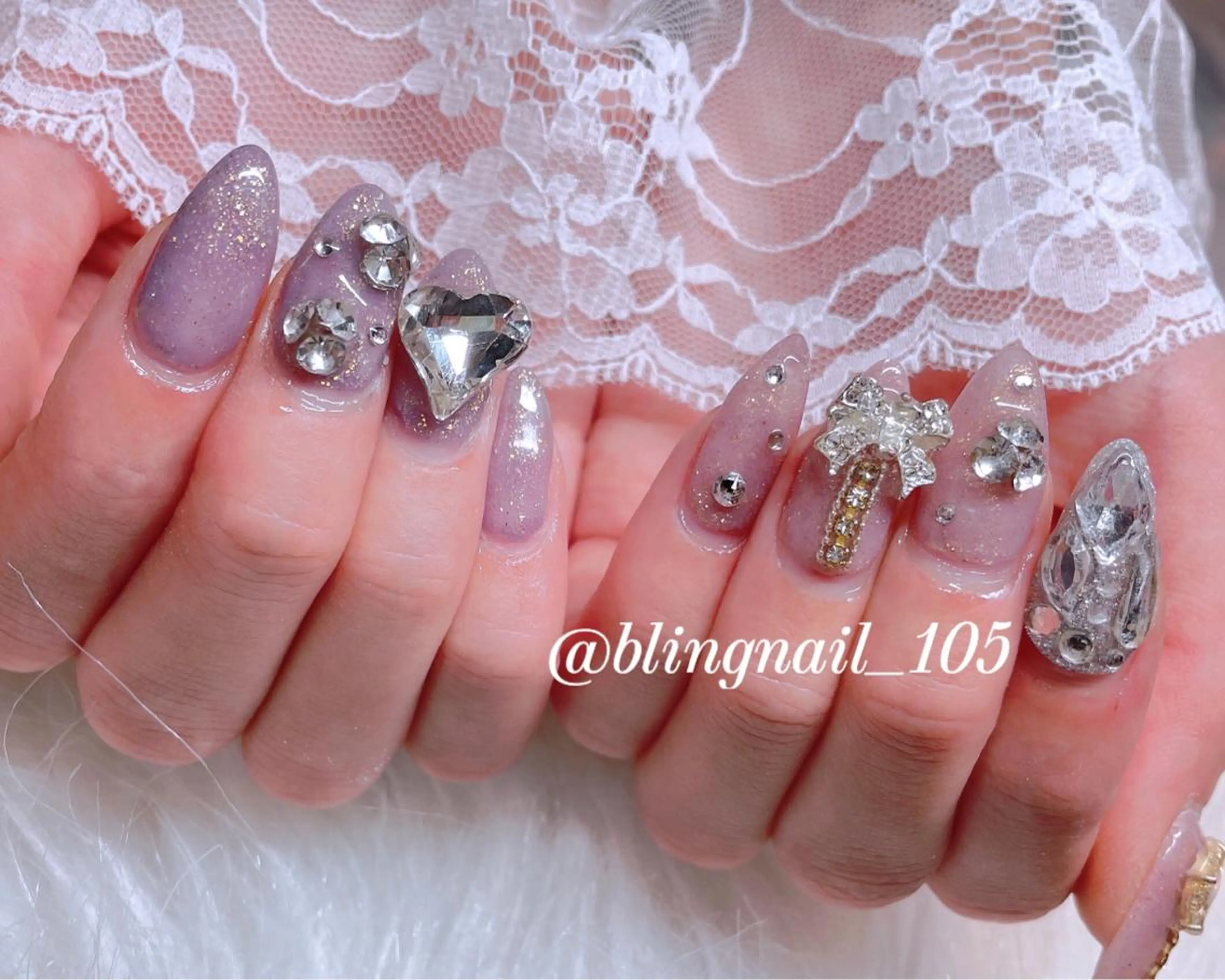 ネイル 23時まで❤︎韓国、 ワンホンネイルのネイルデザイン