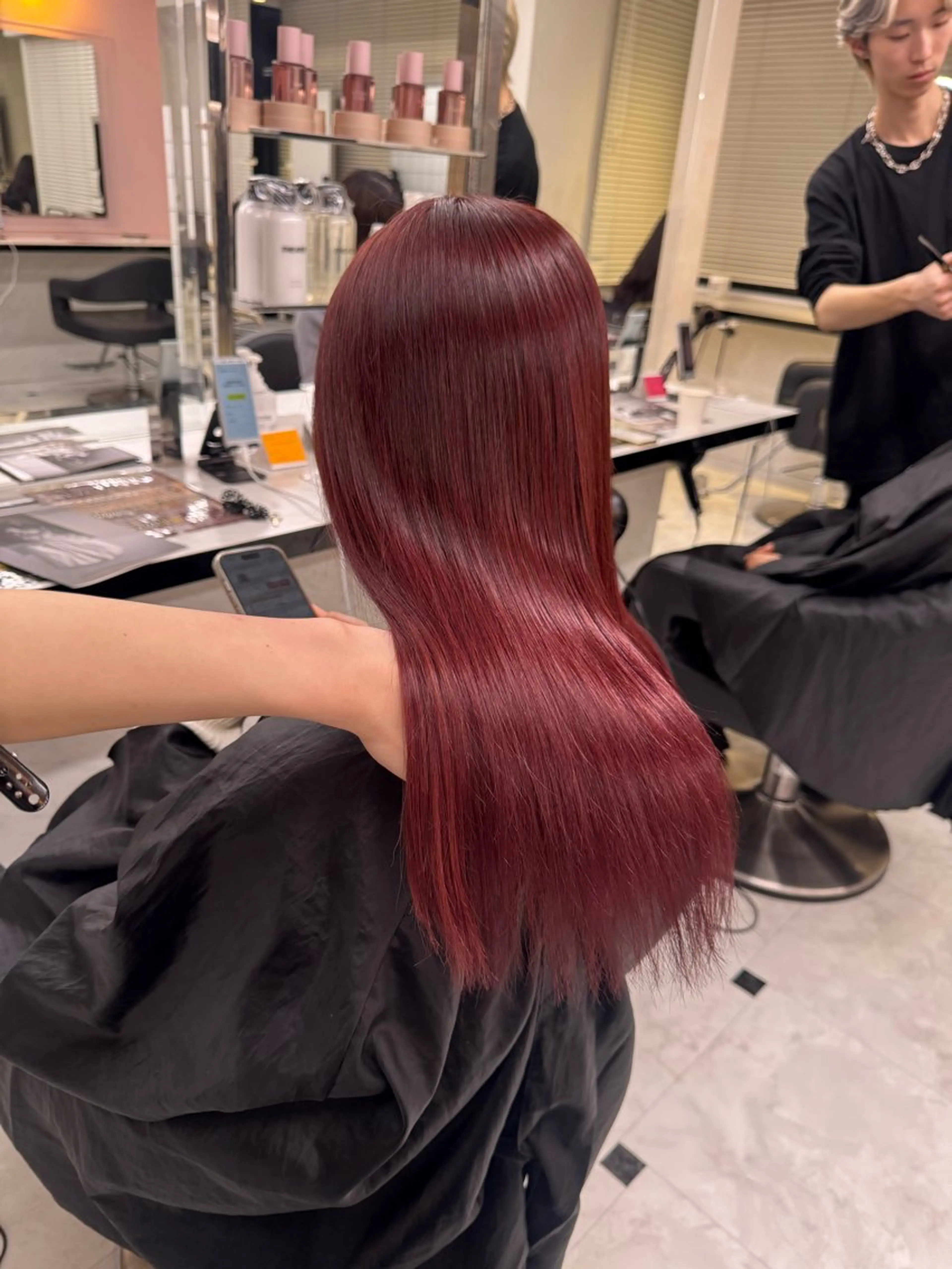 セミロング ヘアカラー トリートメント ♥️韓国風透明感 暖色misa♥️のヘアスタイル