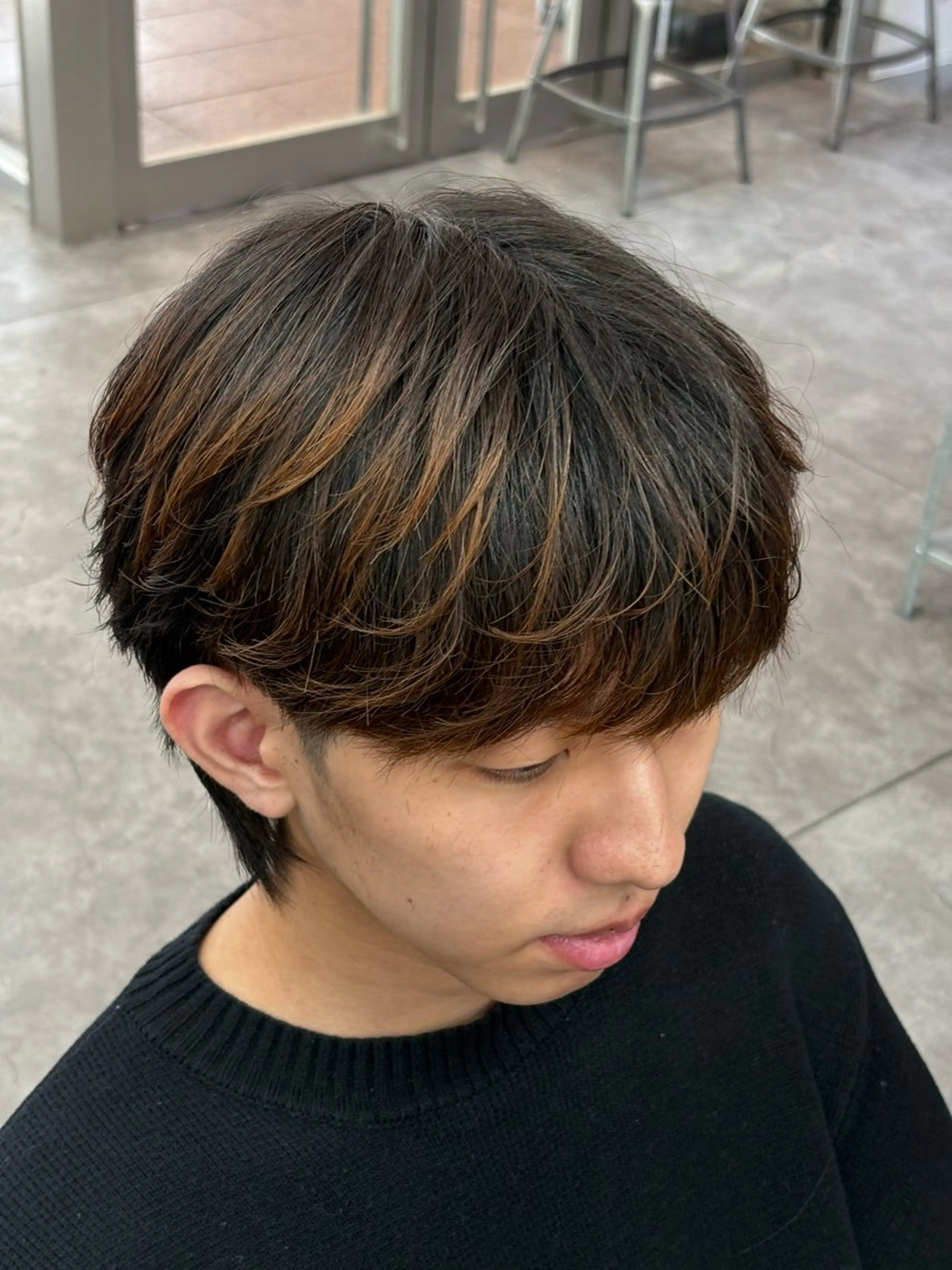 ミディアム カラー パーマ メンズ カット ヘアセット メンズパーマ特化 🔥韓国ヘア職人🔥のヘアスタイル