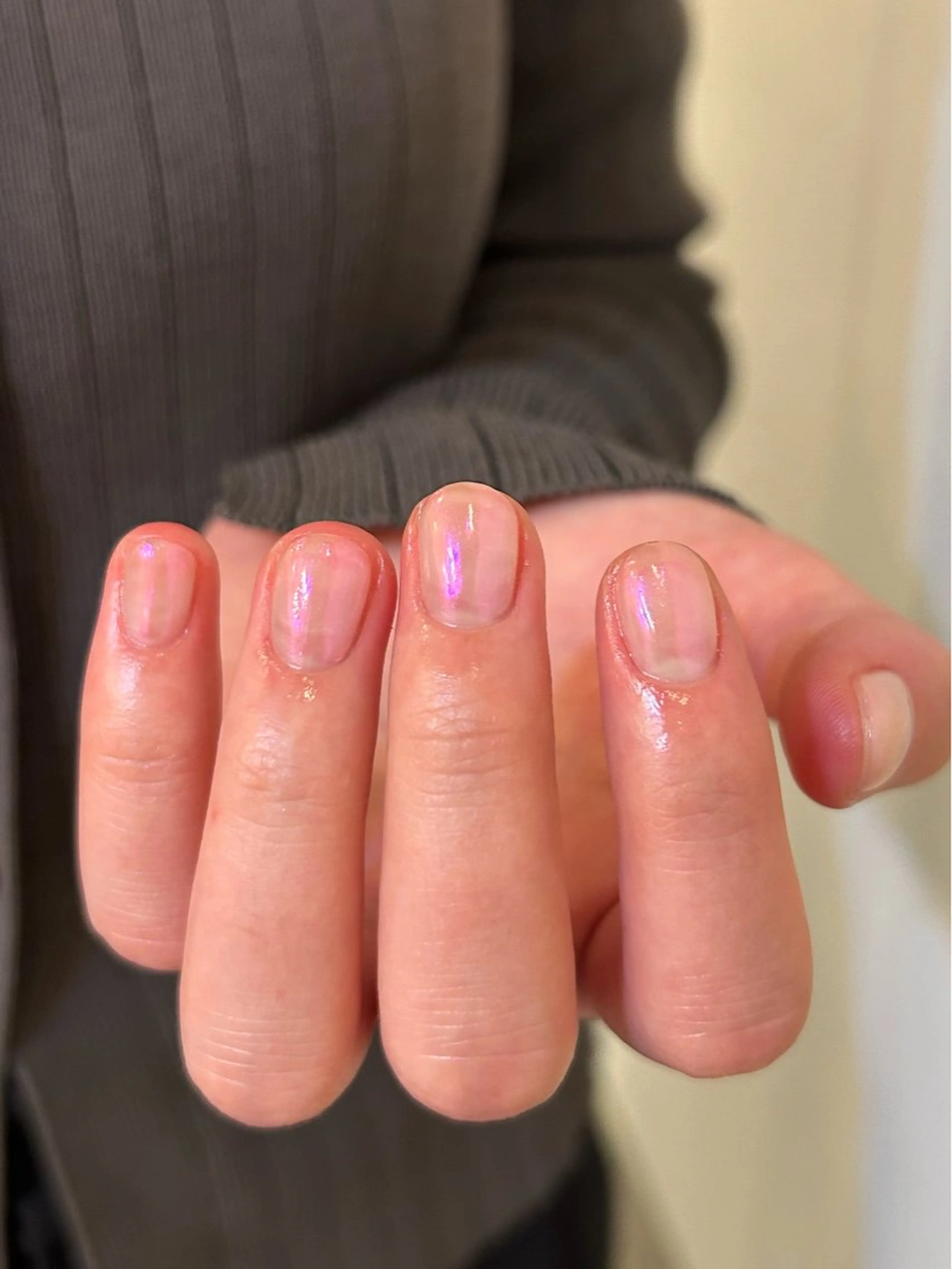 ネイル オーロラネイル ハンドネイル Yumi シンプルネイルのネイルデザイン