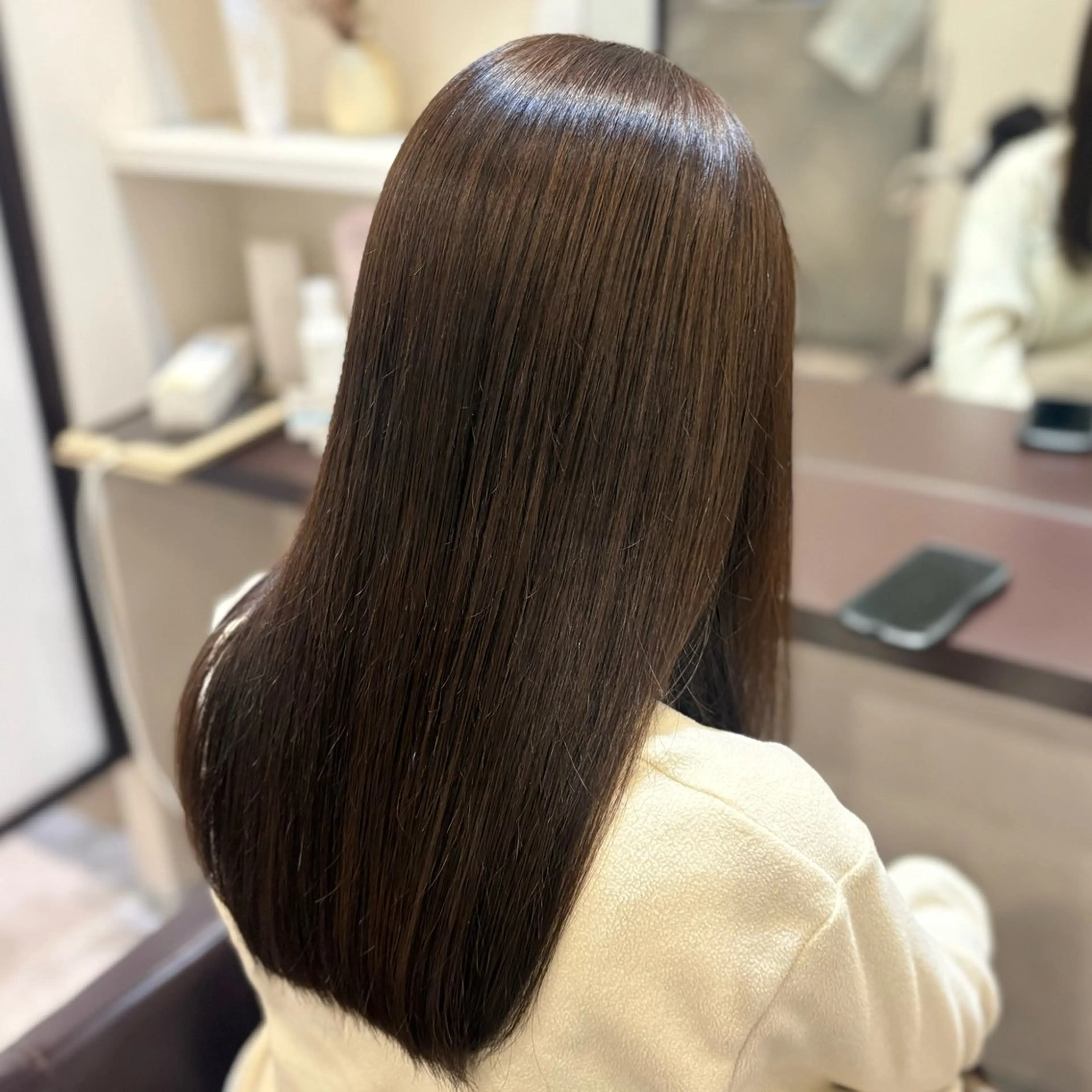 ロング カラー カット ヘアカラー トリートメント 山下ちひろ/似合わせ /髪質改善/縮毛矯正のヘアスタイル