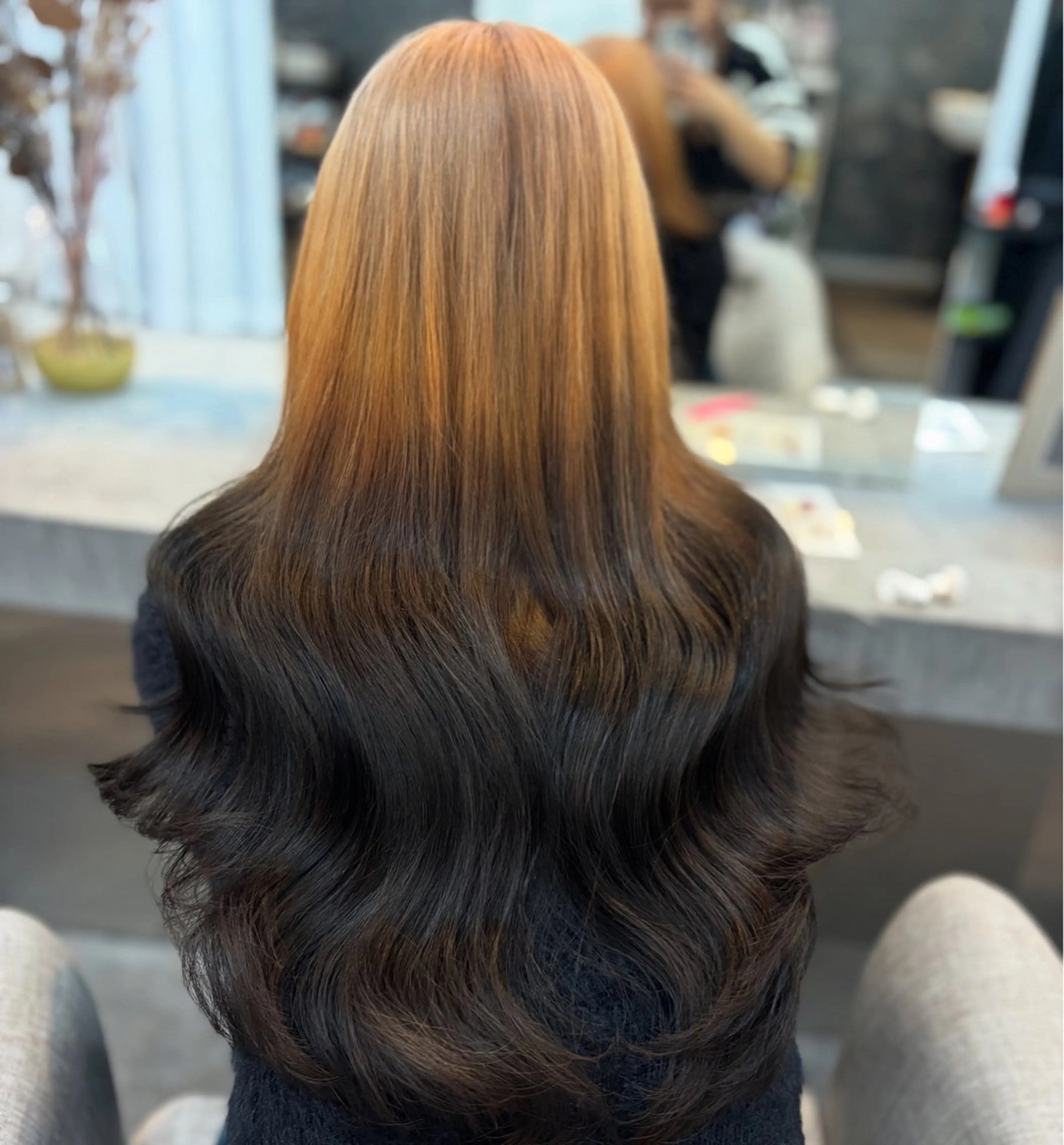 ロング ヘアカラー 🐈‍⬛momo🐾 ダブルカラーのヘアスタイル