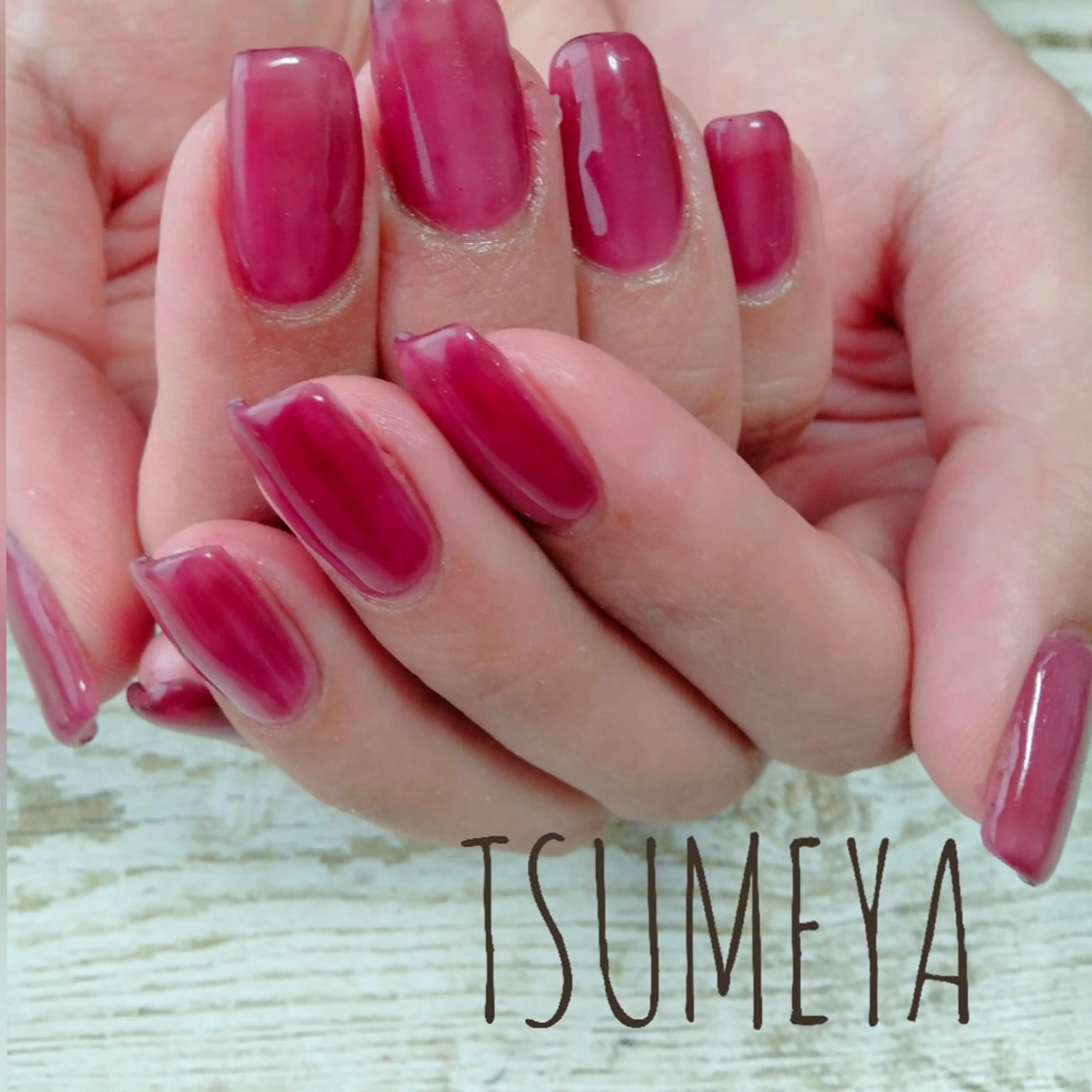 ネイル ボルドー _TSUMEYA _のネイルデザイン