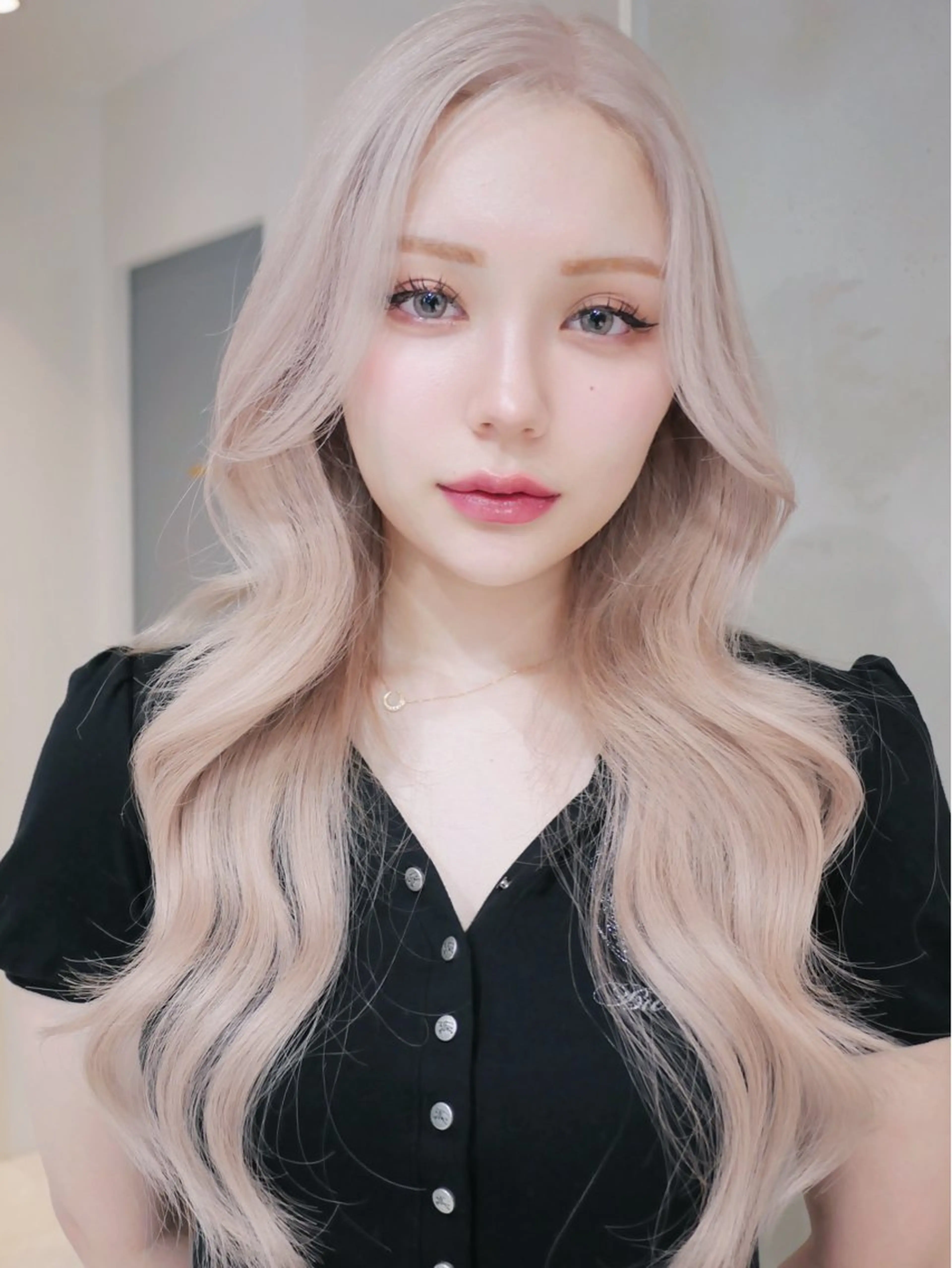 ロング ナナ♡レイヤーカット ♡似合わせカラーのヘアスタイル