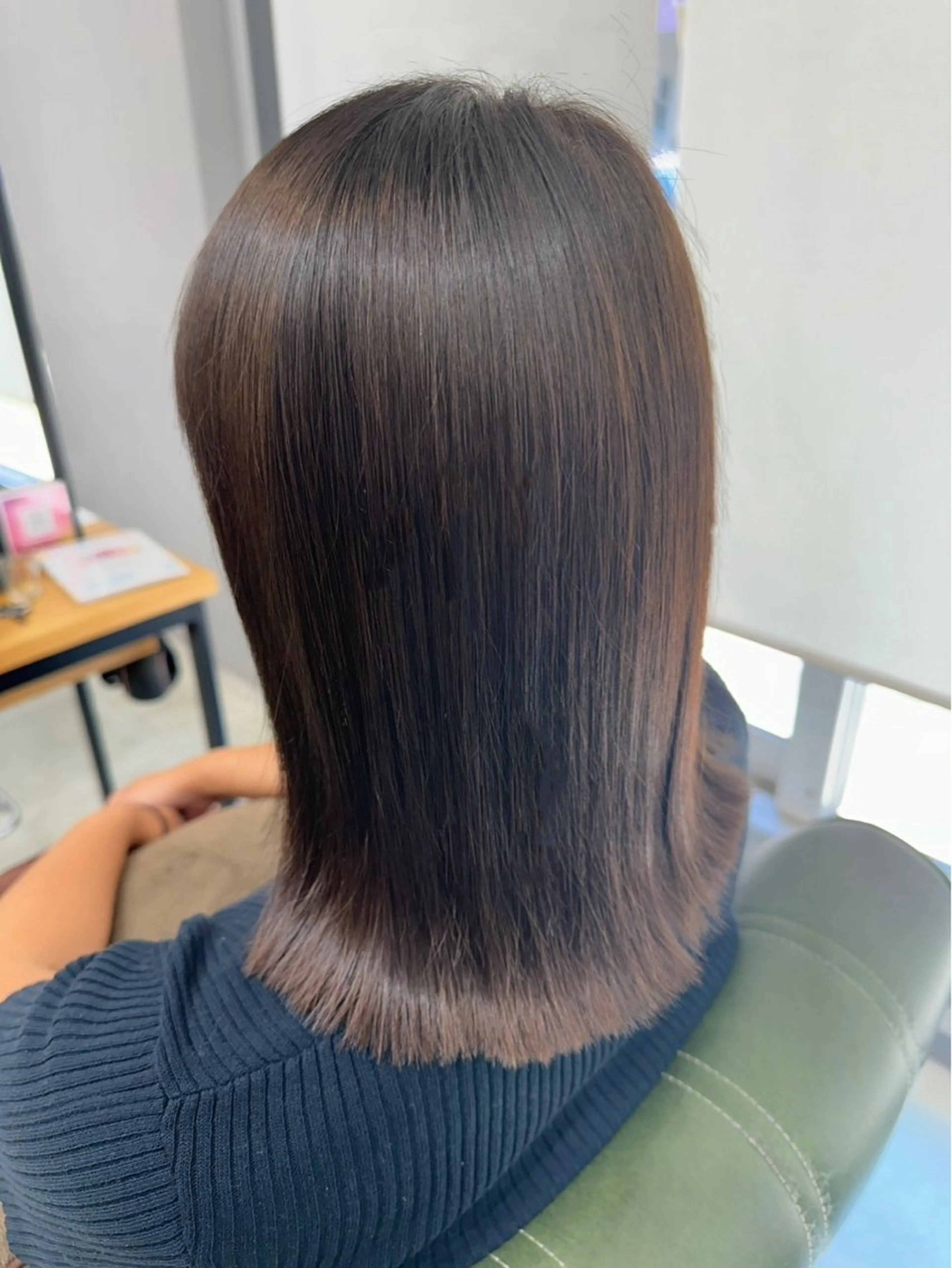 セミロング カラー ブラウンカラー ヘアカラー 中山 達斗のヘアスタイル