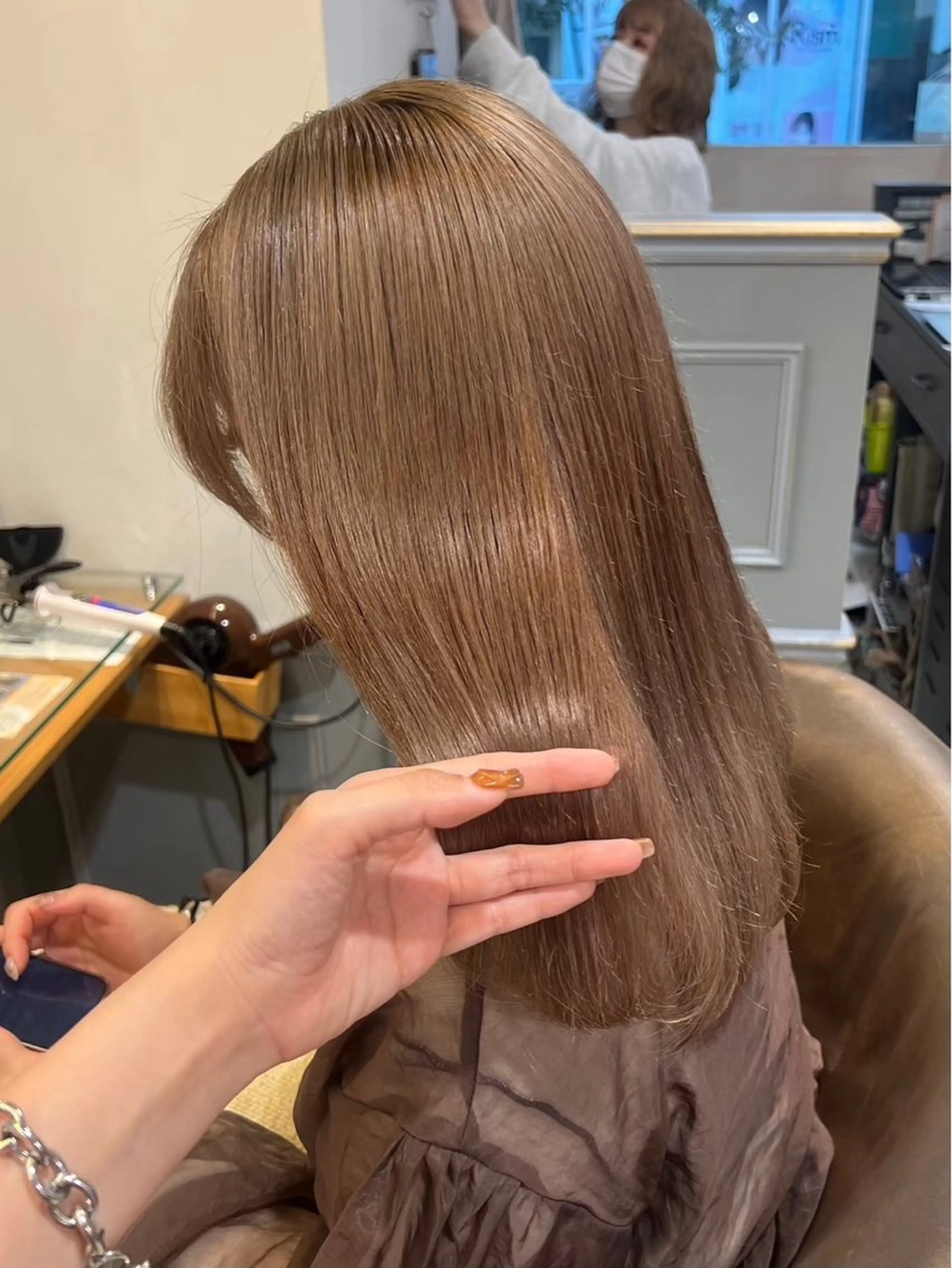 ロング カラー ハイトーン/カラー/ ヘアセット/松田健佑のヘアスタイル