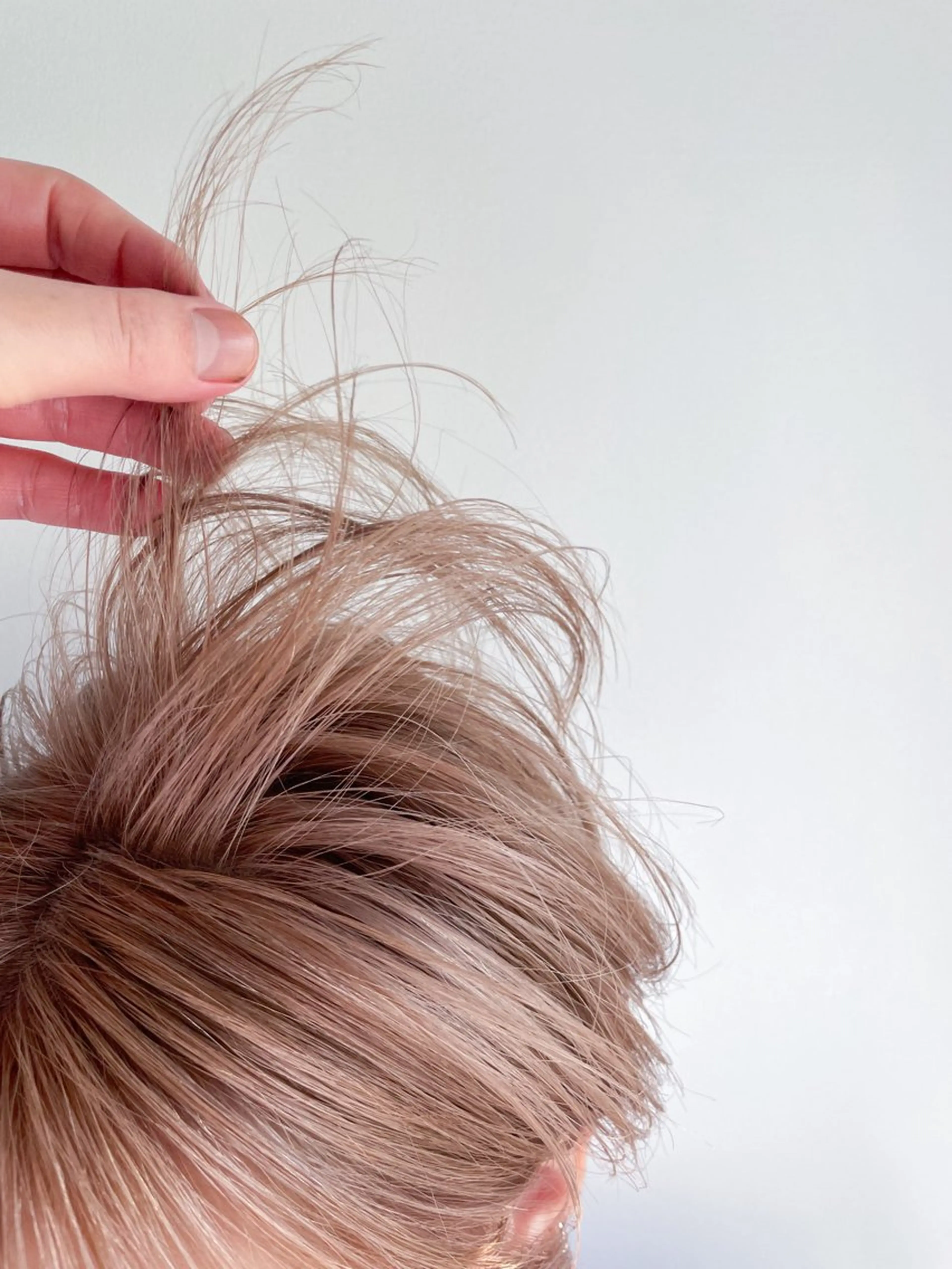 ショート カラー ベージュカラー ブリーチ 透明感カラー カット ヘアカラー Takuma Suzuki中目黒のヘアスタイル