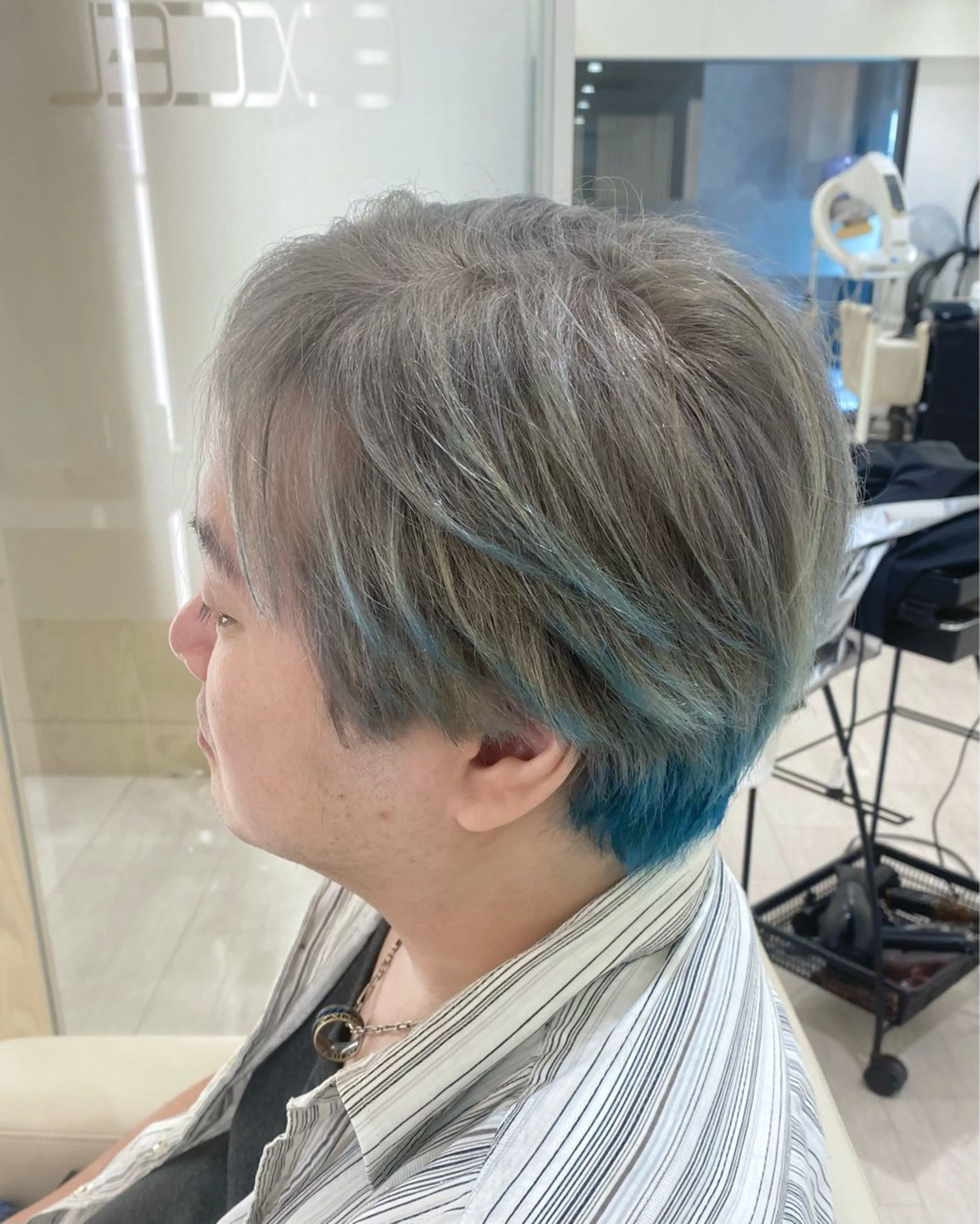 ショート カラー メンズ デザインカラー シルバー カット ヘアカラー 🌼デザインカラー 🌼kumicoのヘアスタイル