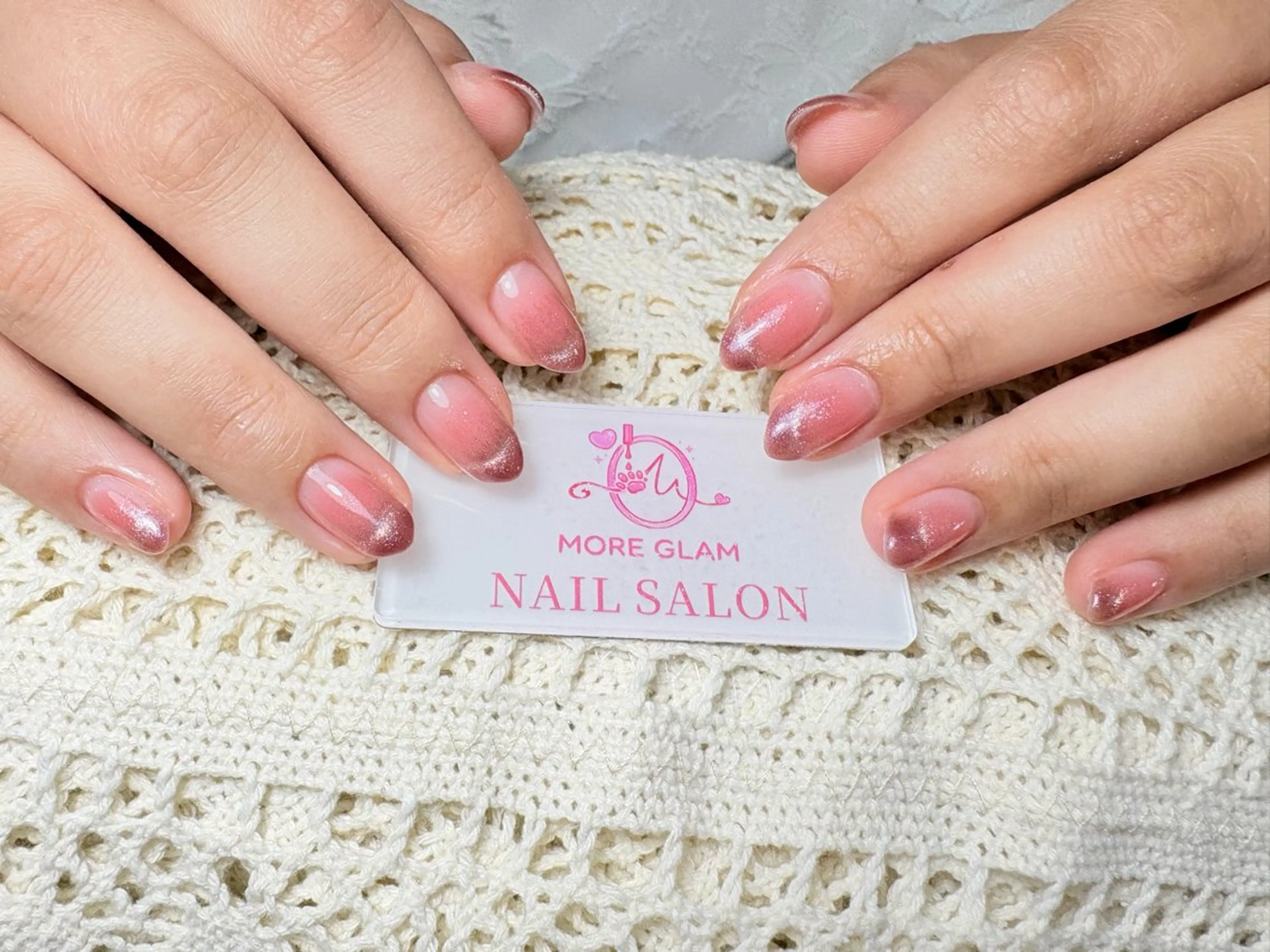 チークマグネットフレンチの写真