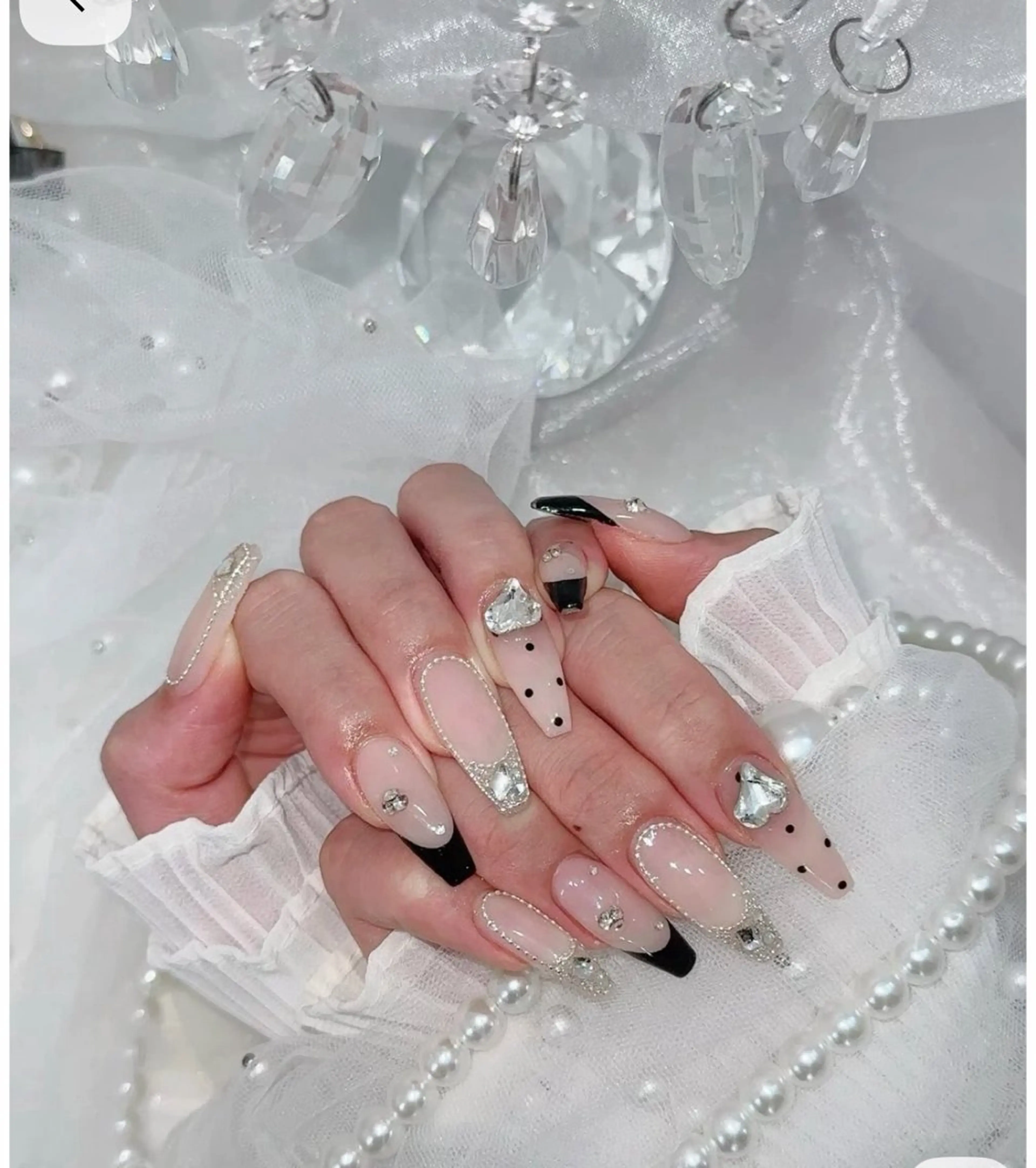 ネイル フレンチネイル キラキラネイル 韓国ネイル シンプルネイル ワンホンネイル ハンドネイル MEI Nailのネイルデザイン