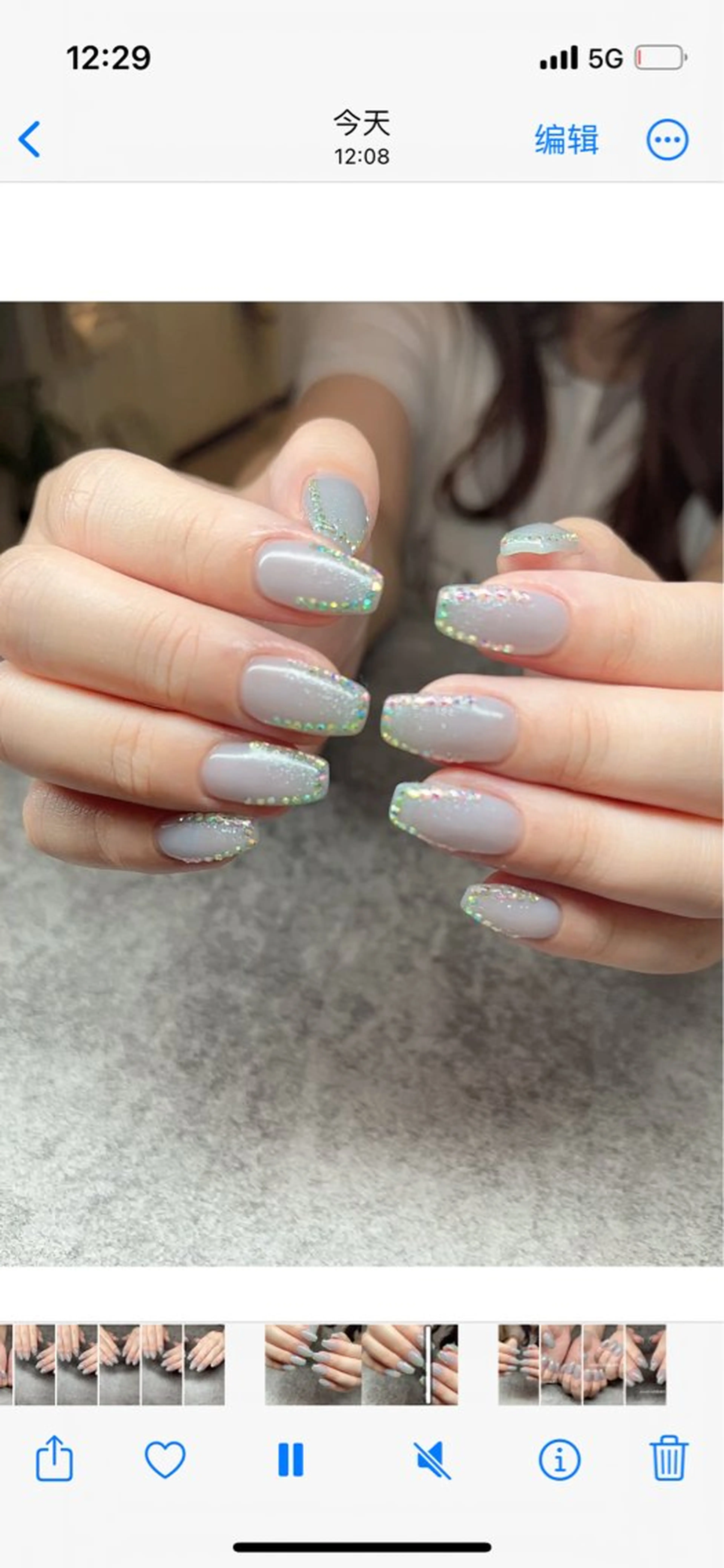 ネイル R inのネイルデザイン