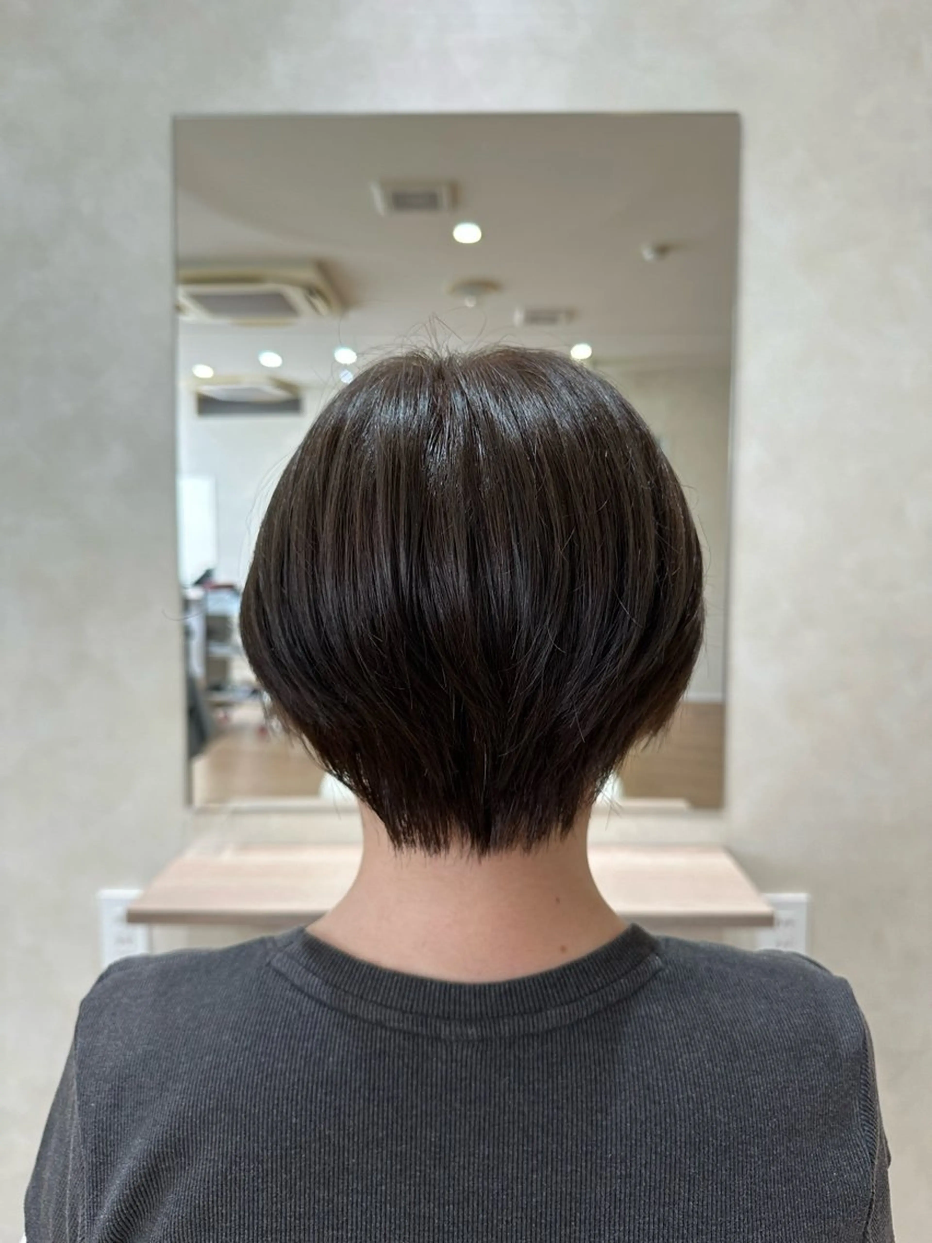 ショート 艶髪/ブリーチなし Wカラー🌺yuiのヘアスタイル