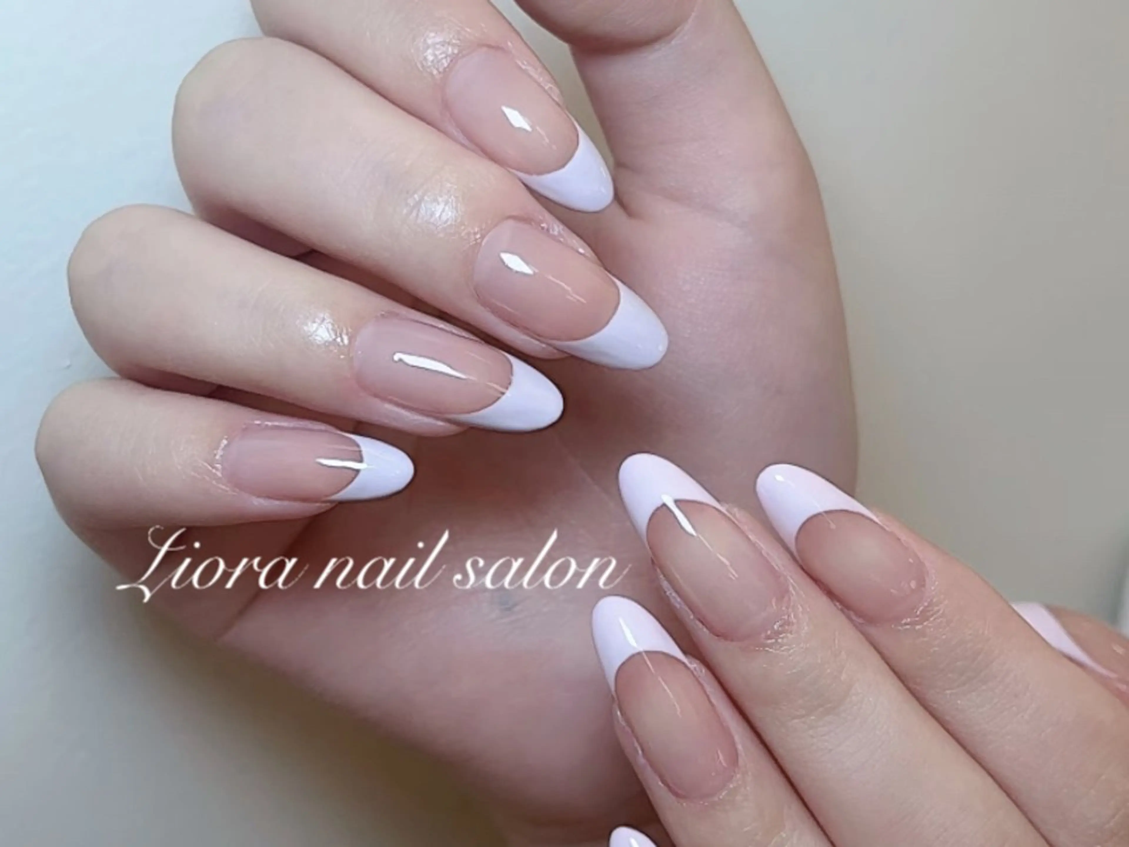 ネイル フレンチネイル ジェルネイル ガーリー グラデーション キラキラネイル ハンドネイル Liora nail スカルプ専門店のネイルデザイン