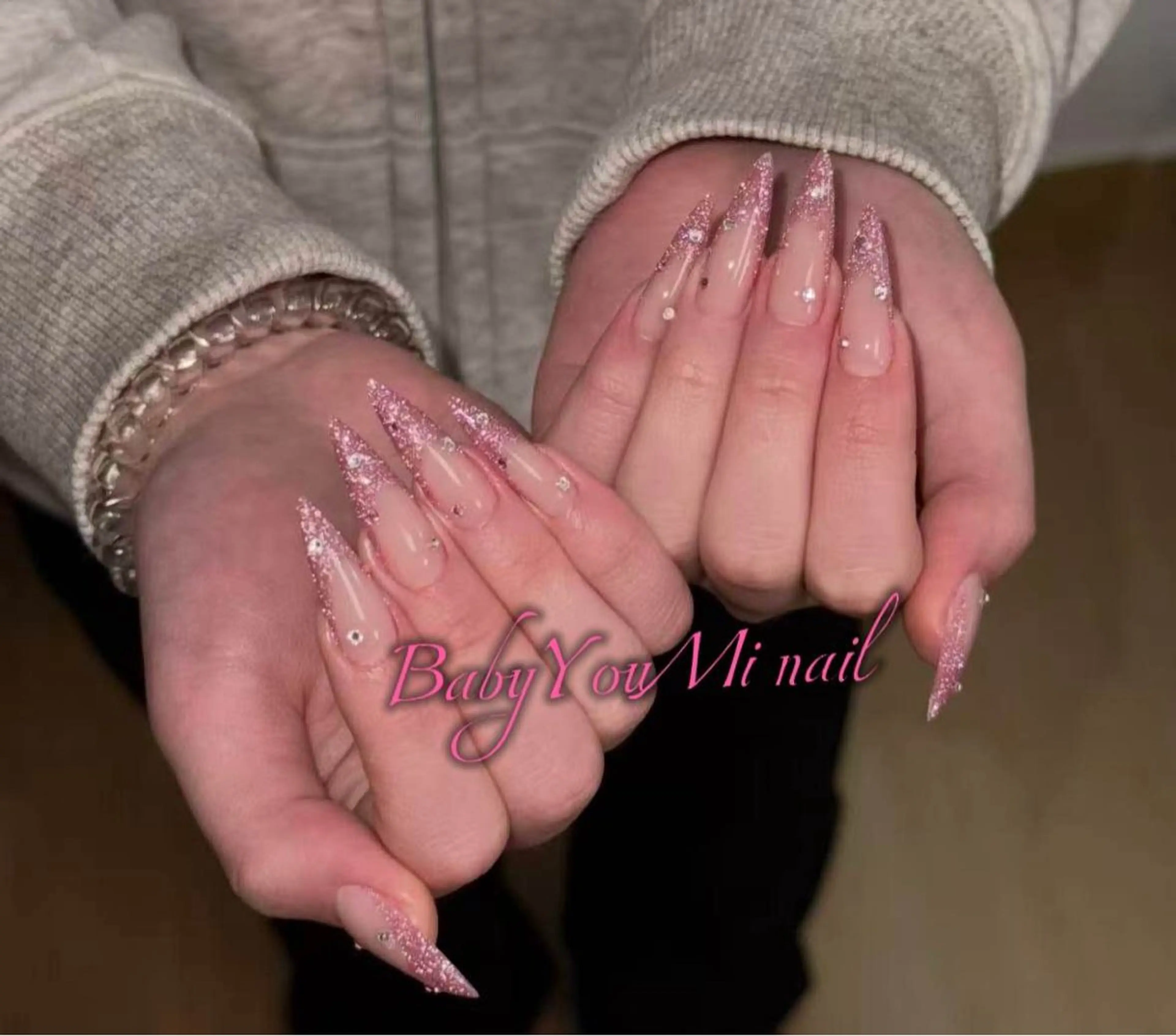 ネイル オーロラネイル チークネイル 成人式 フットネイル フレンチネイル ハンドネイル BabyYouMi nailのネイルデザイン