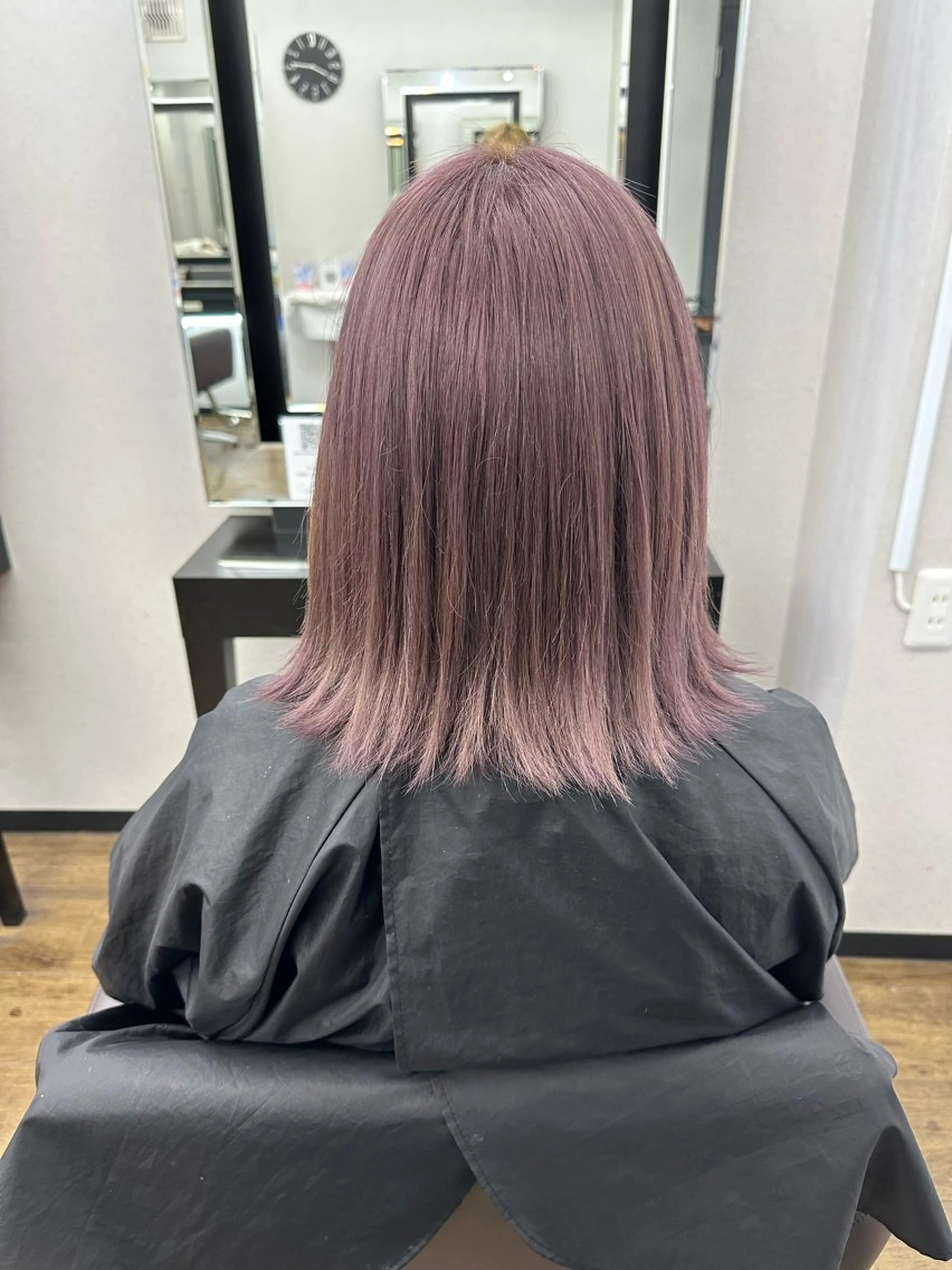 ミディアム ピンクラベンダー ヘアカラー 韓国ヘア×ハイトーン AYA💫のヘアスタイル