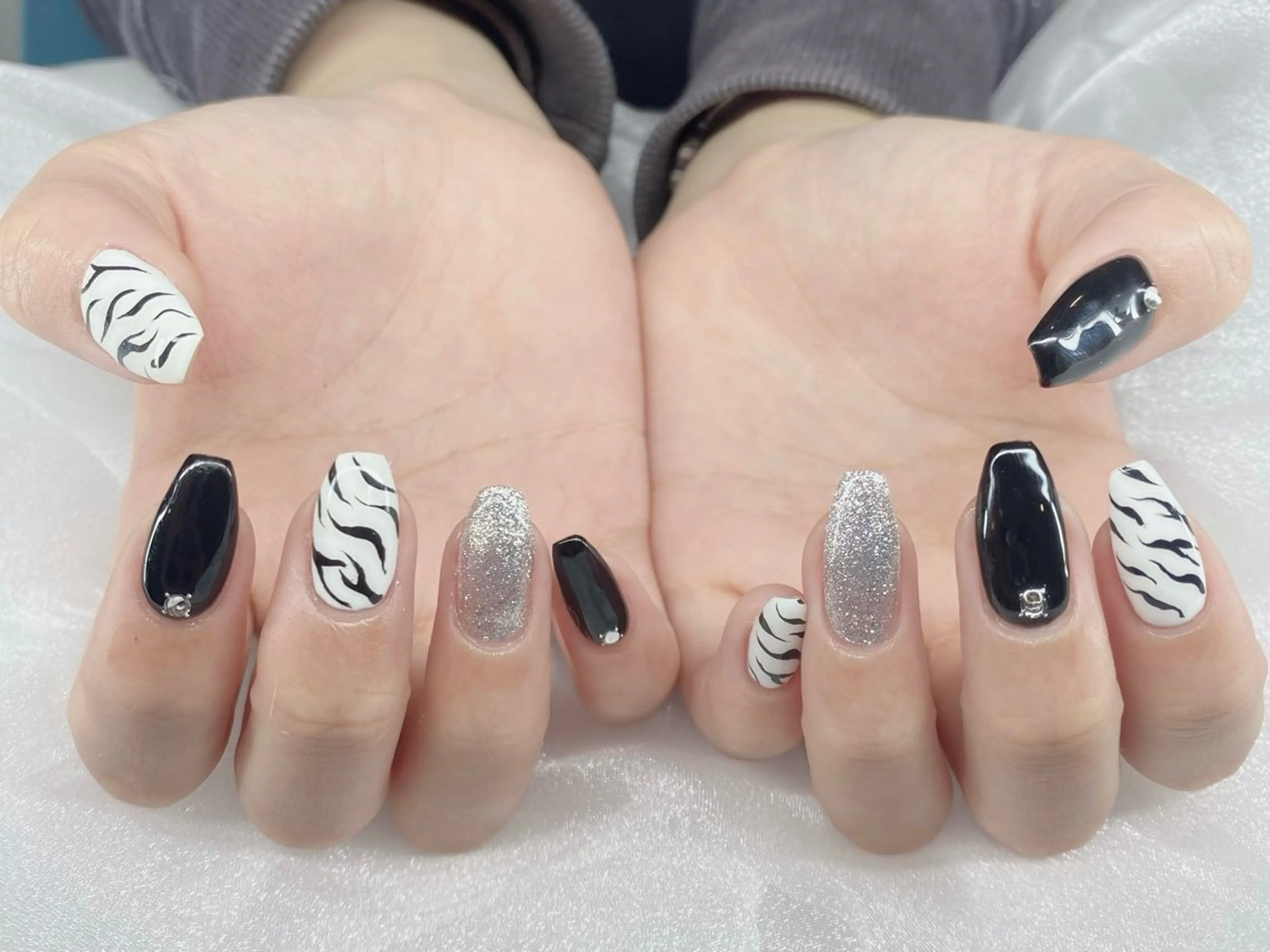 ジェルオフ（付け替え)の写真