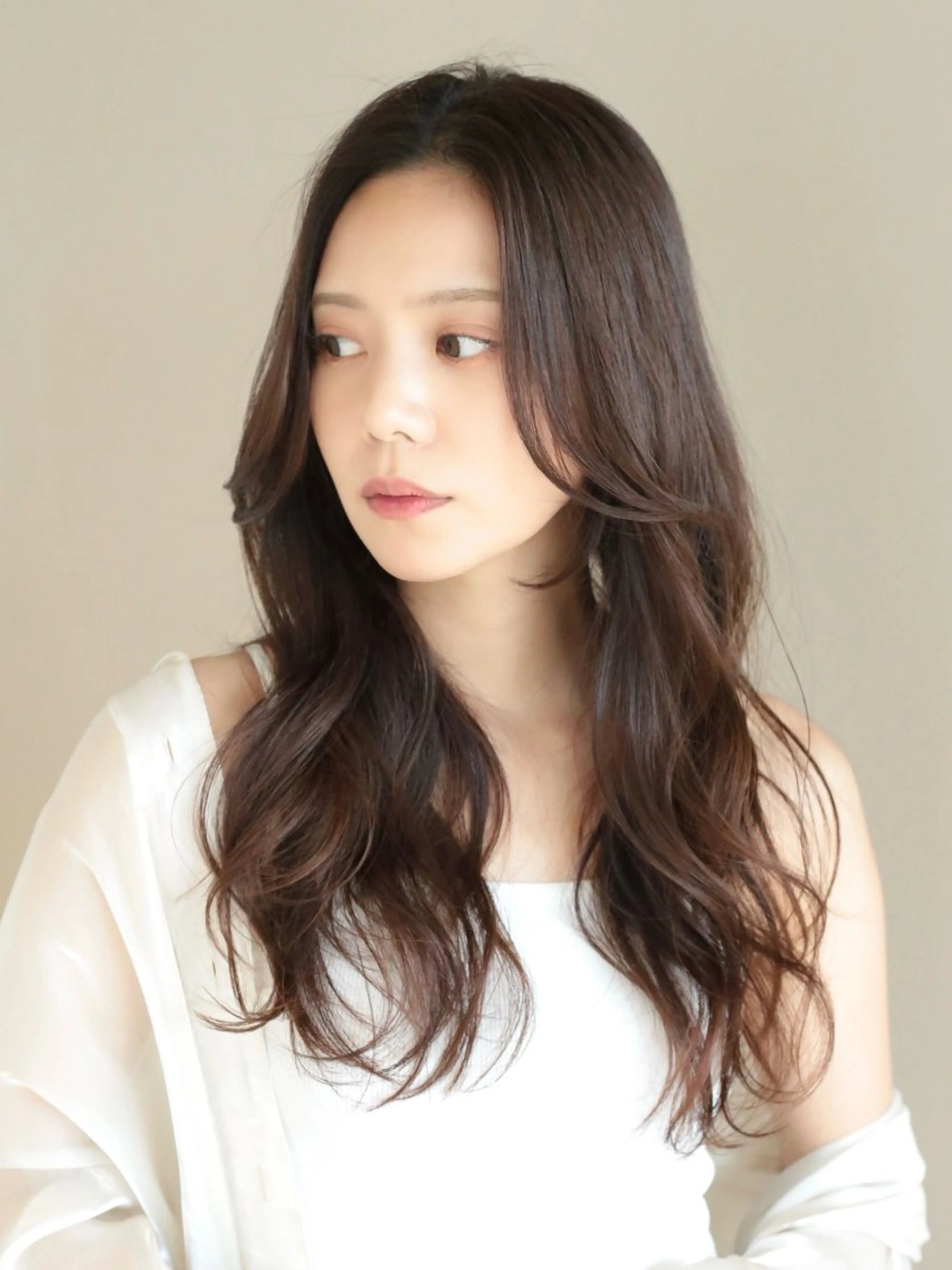 ロング カラー くびれヘア レイヤーカット カット ヘアカラー トリートメント レイヤー/顔周り /透明感🩶高橋大のヘアスタイル
