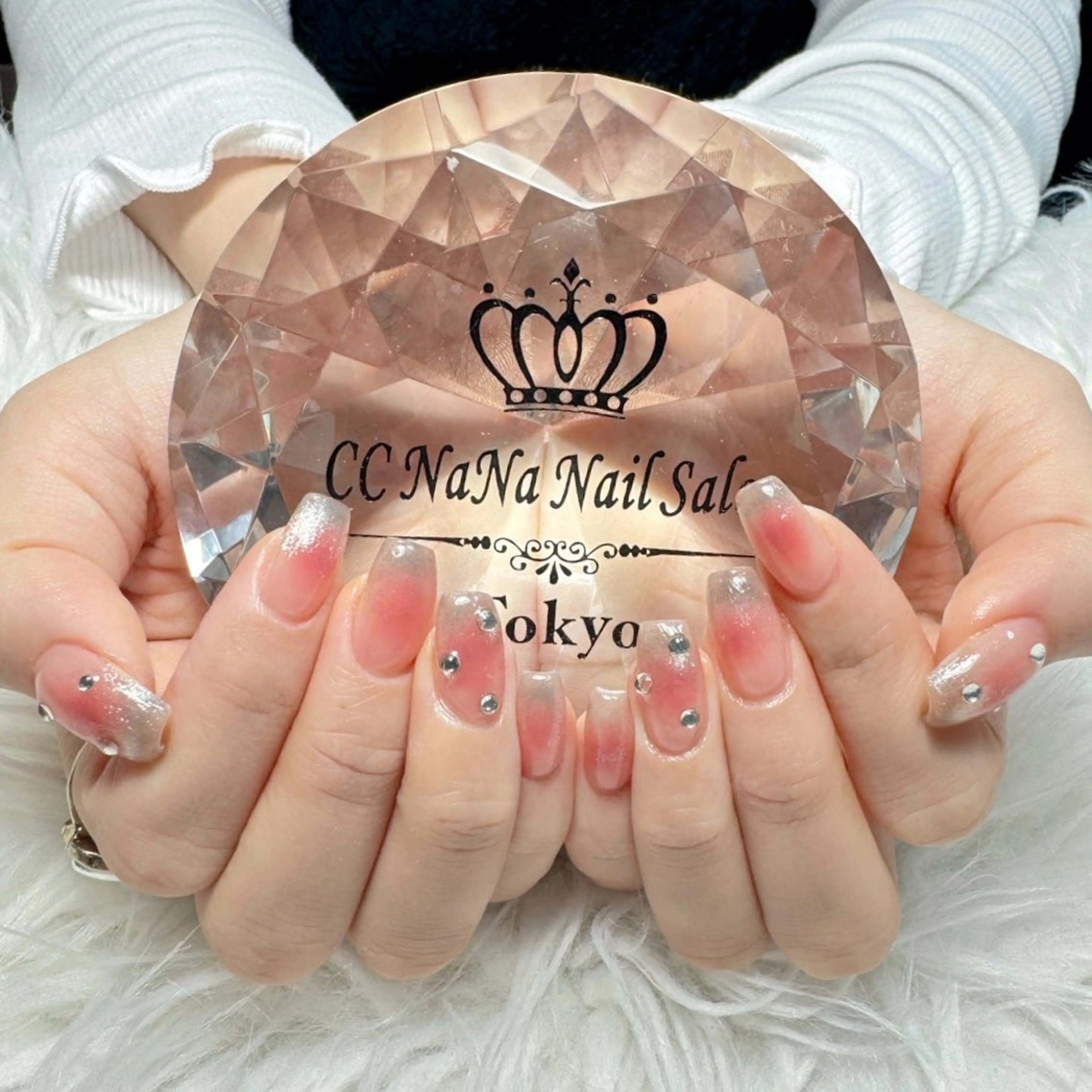 ネイル チークネイル フラッシュネイル ハート キラキラネイル 韓国ネイル ハンドネイル 💎CC・NaNa 韓国風ネイル🌙Cのネイルデザイン