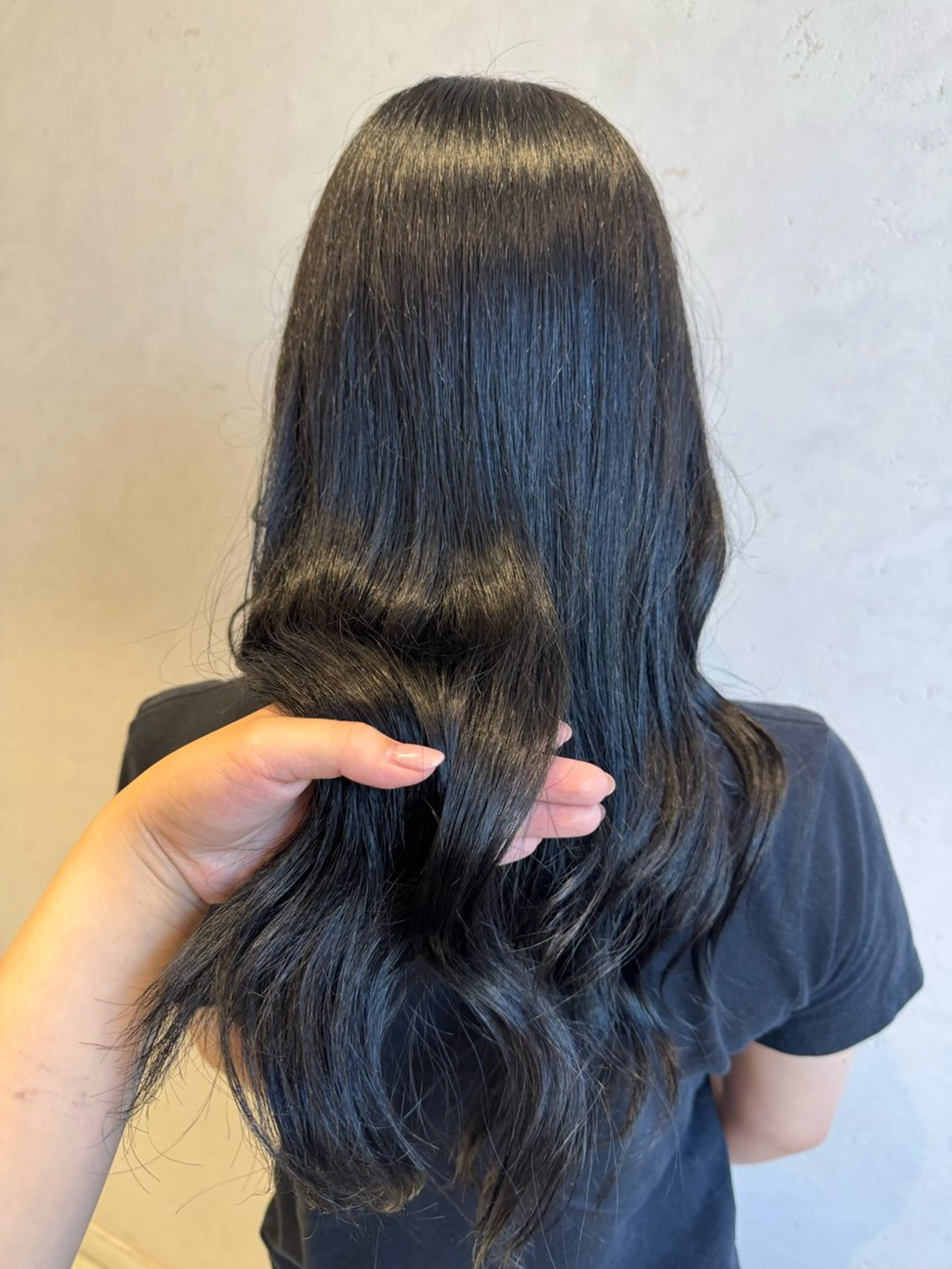 ロング カラー ヘアカラー トリートメント LuLu maoのヘアスタイル