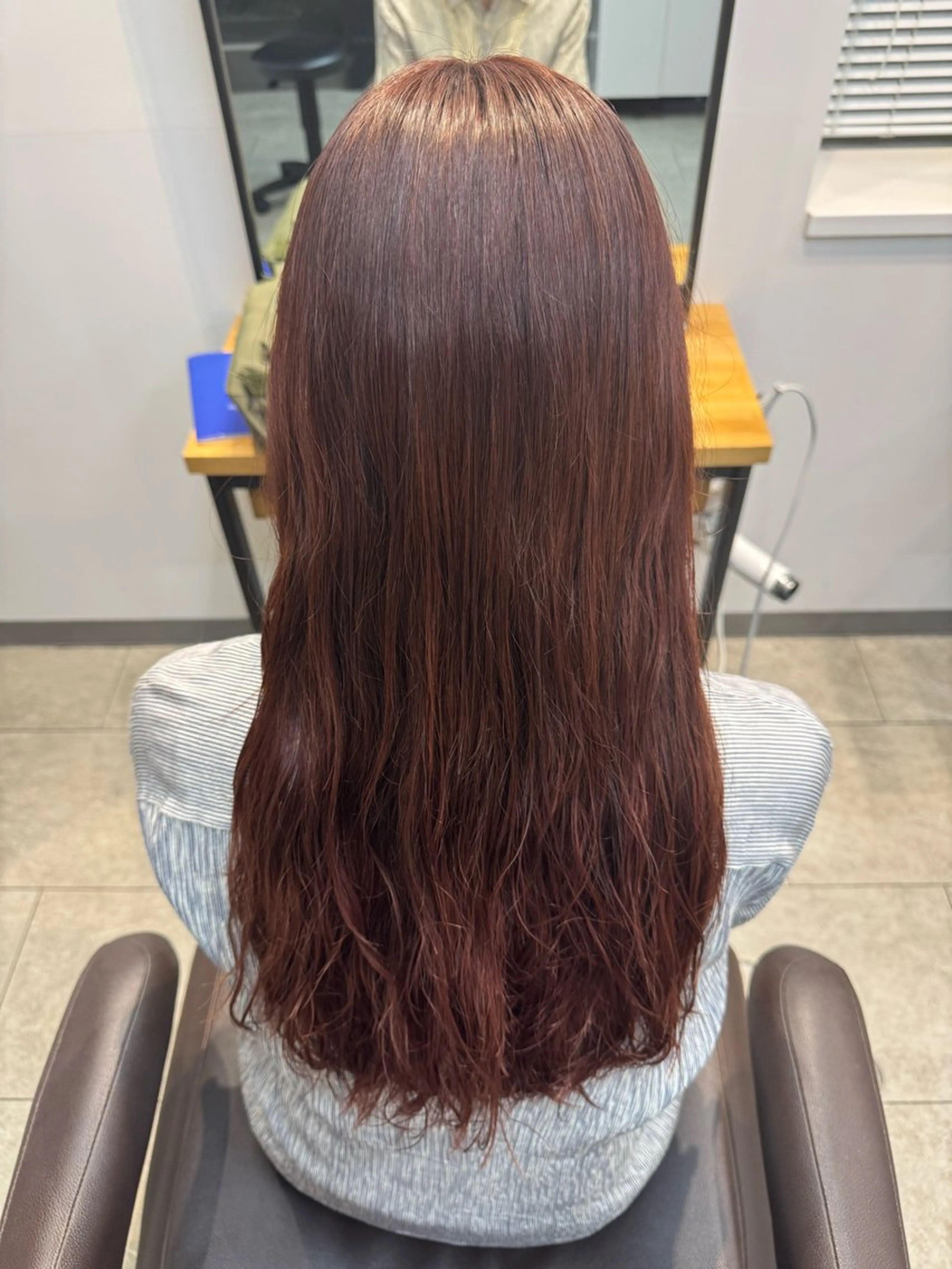 ロング カラー パーマ ブラウンカラー レッドカラー レッドブラウン 🌟【山口 /モテ髪/艶感】🌟のヘアスタイル