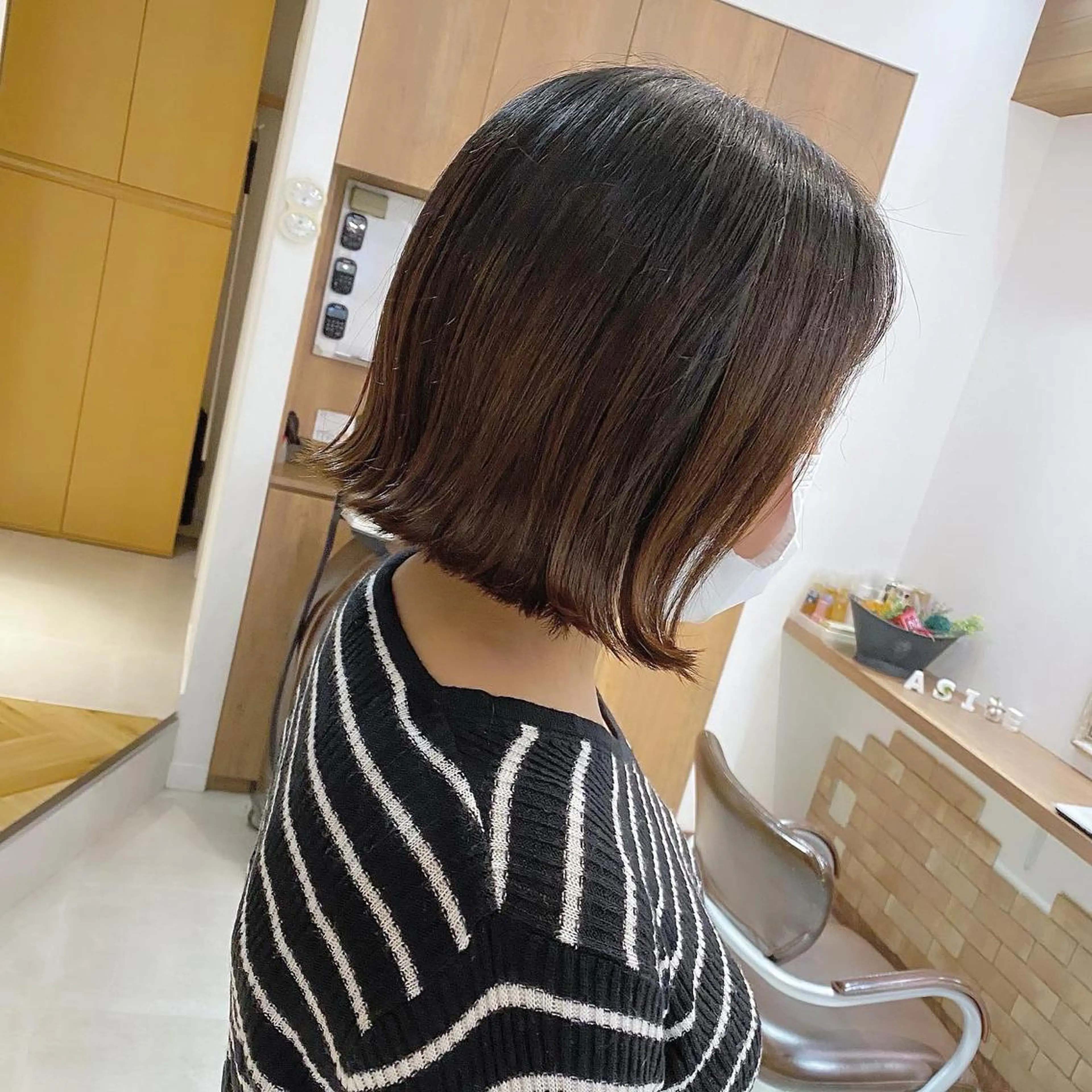 ショート 切りっぱなしボブ ボブ 外ハネヘア 髪質改善特化 安東駿介のヘアスタイル