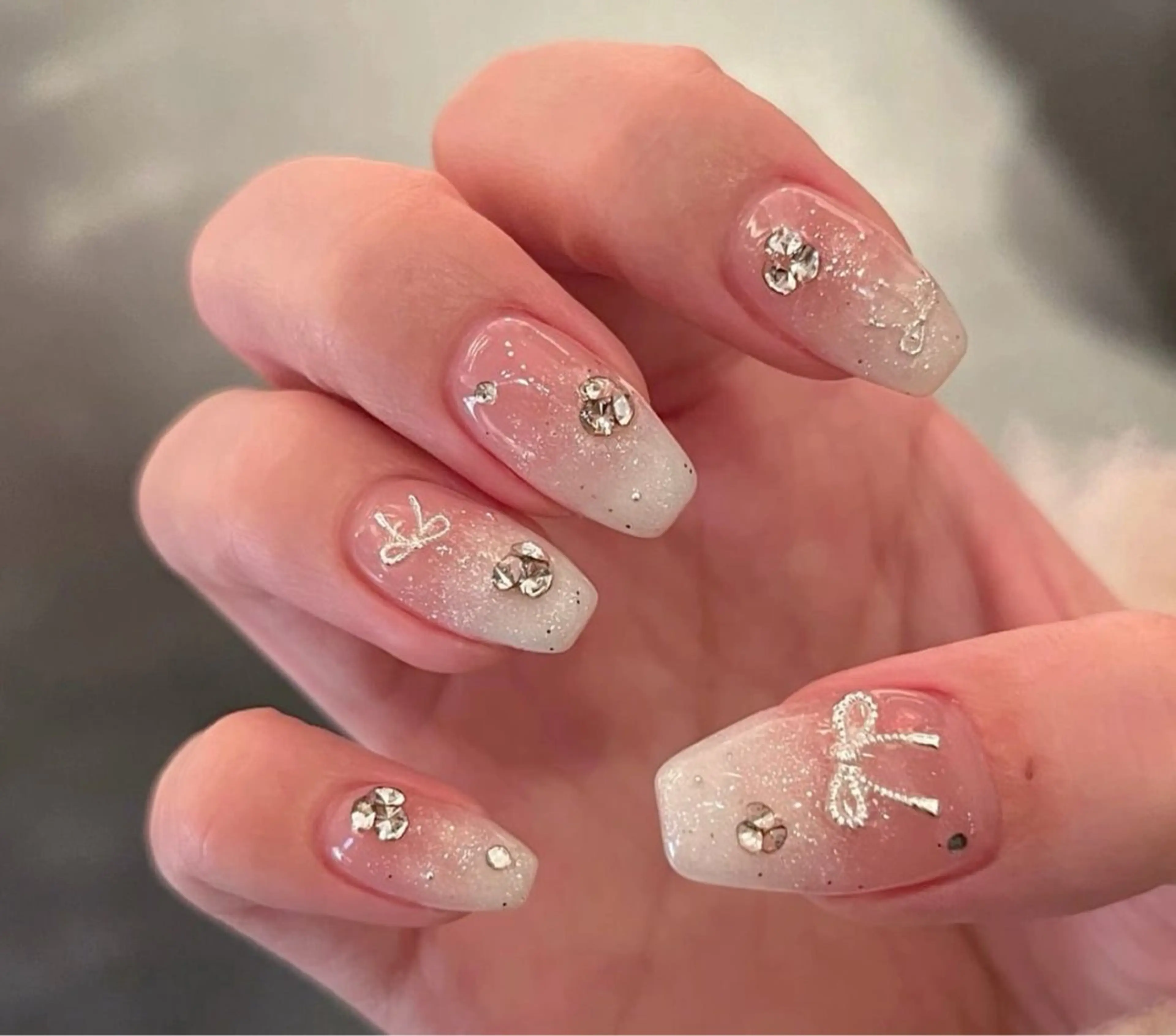 カラー グラデーションカラー ハンドネイル AIN Nailのネイルデザイン