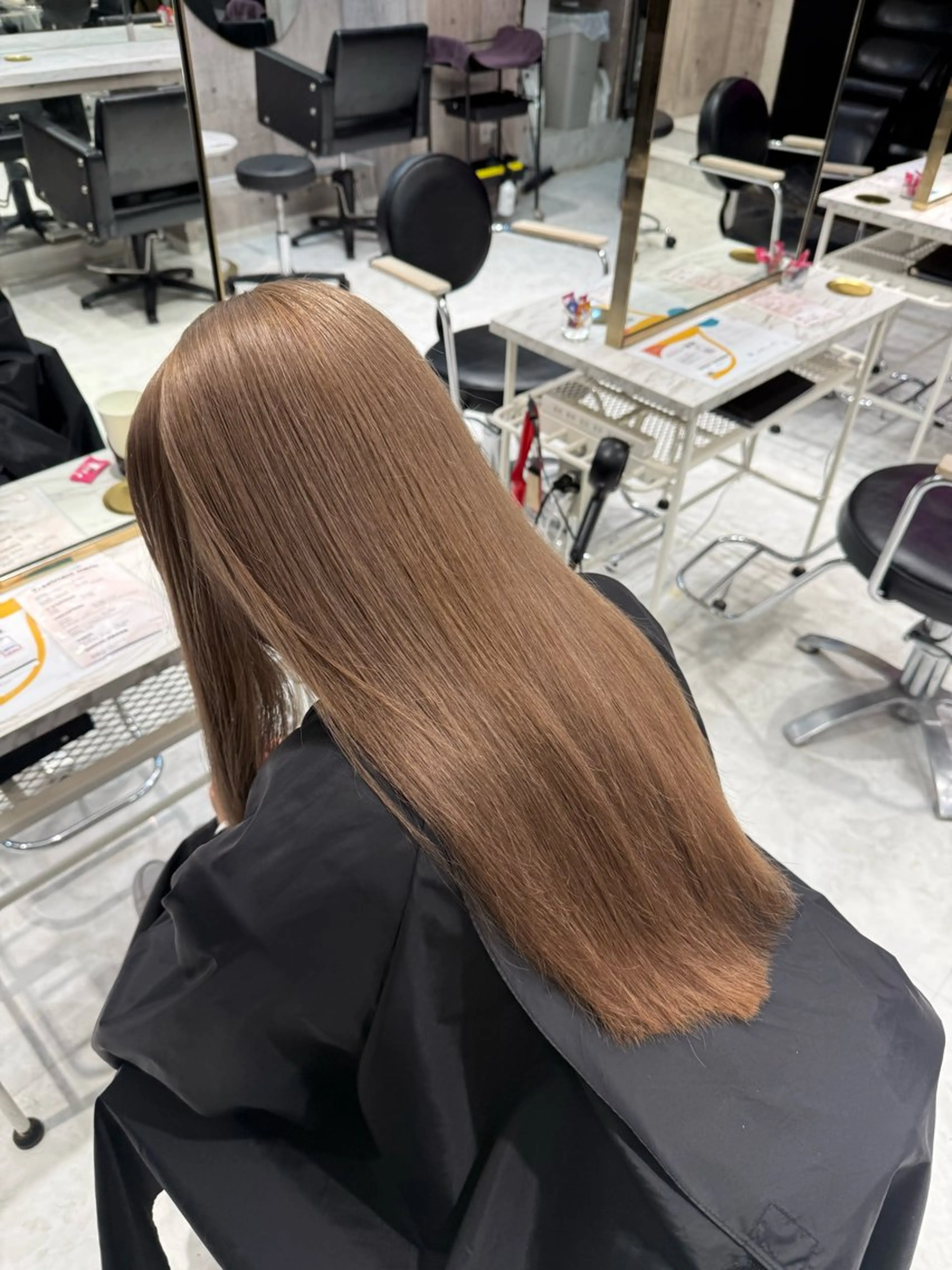 セミロング カラー ベージュカラー ブリーチ ブロンド ピンクカラー ヘアカラー 【🥀履歴修正🥀】 ハイトーン職人/拓真のヘアスタイル