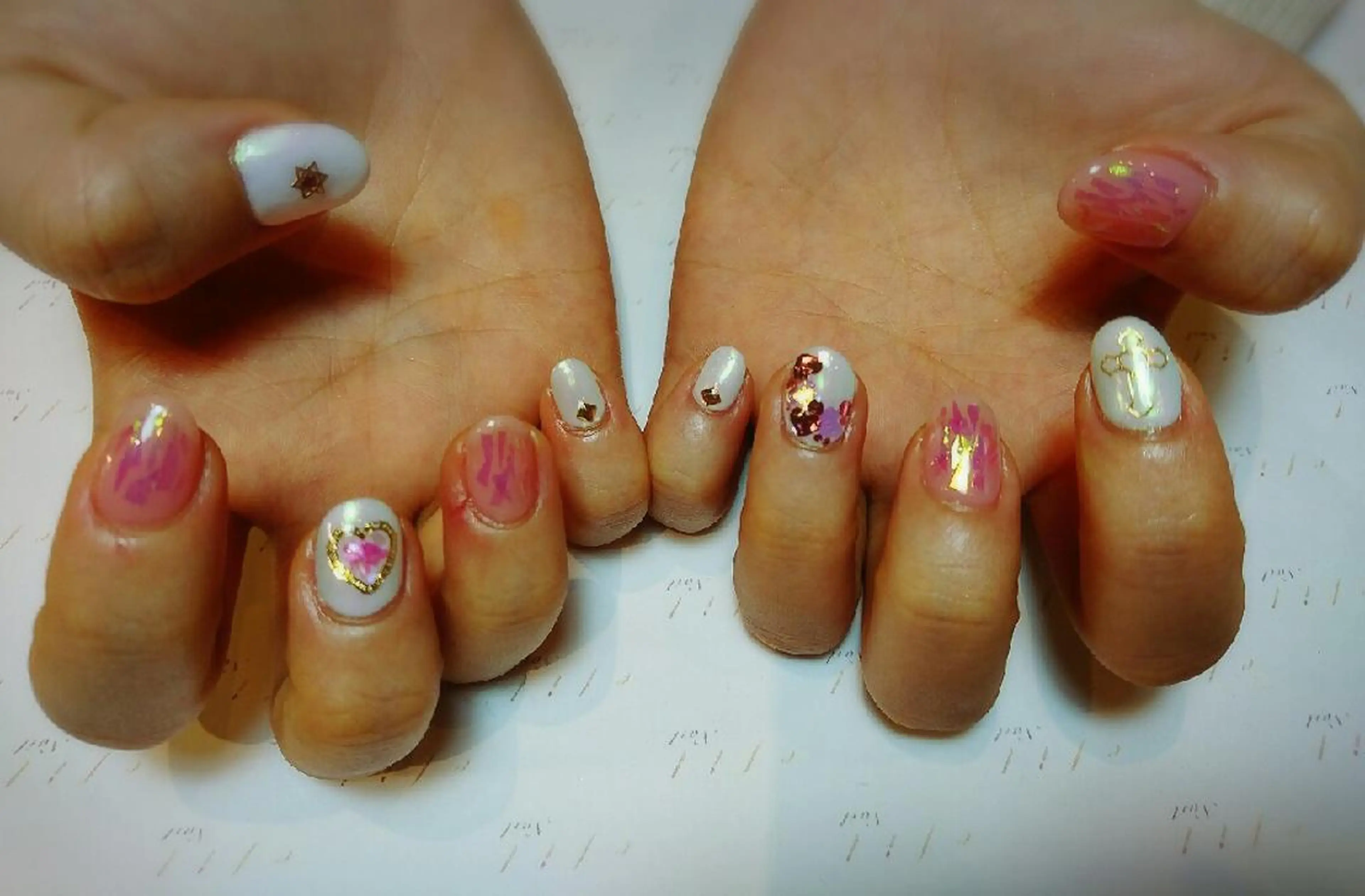 ネイル オーロラネイル 成人式 持ち込み みー shakushiroのネイルデザイン