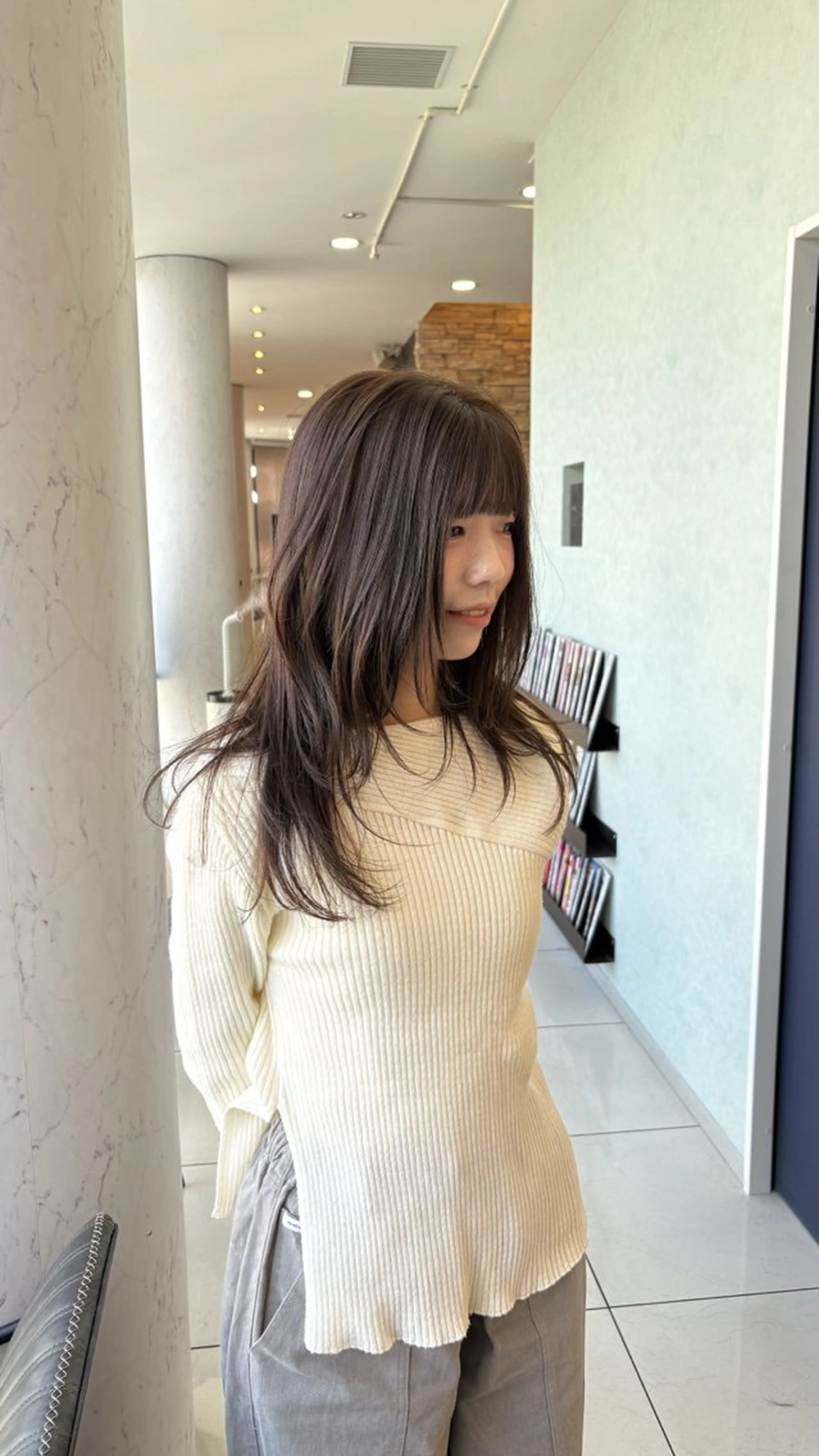 ロング カラー ベージュカラー イルミナカラー オリーブベージュ ops hair/ なごみのヘアスタイル