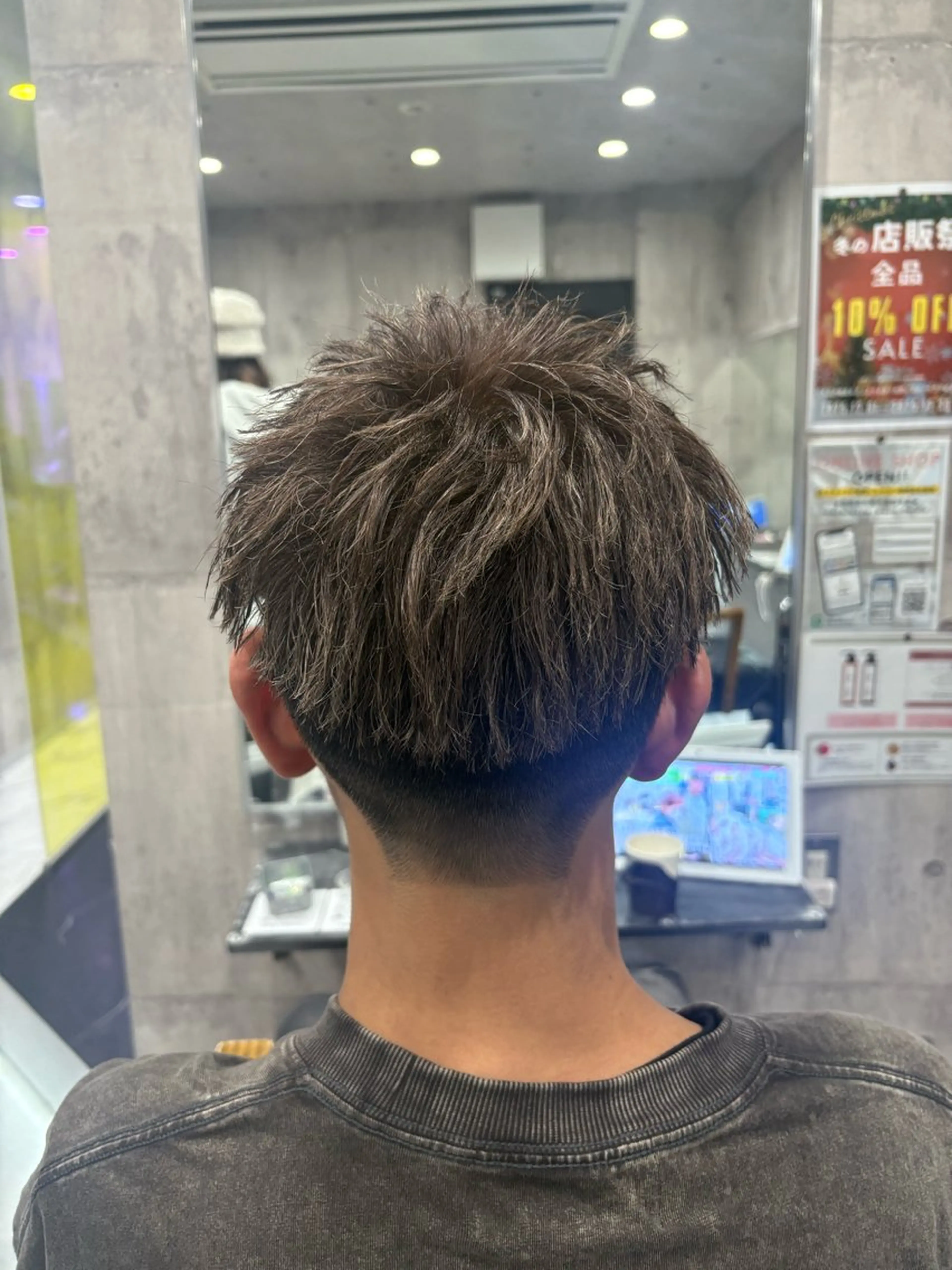カラー メンズ men'sカット.パ ーマHIKARI🐥のヘアスタイル