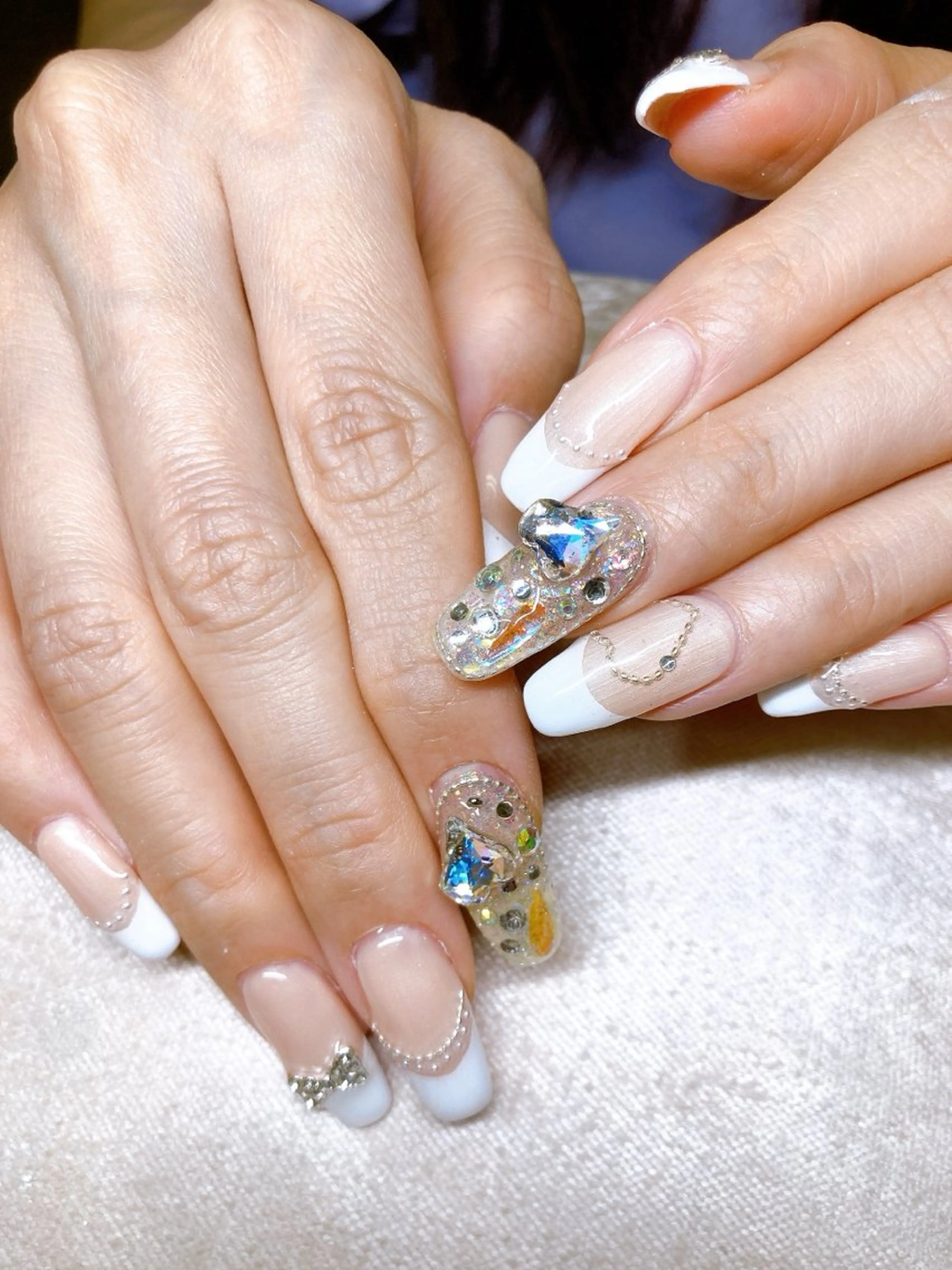 ネイル ECLAT エクラ所属・寺山 千鶴のネイルデザイン