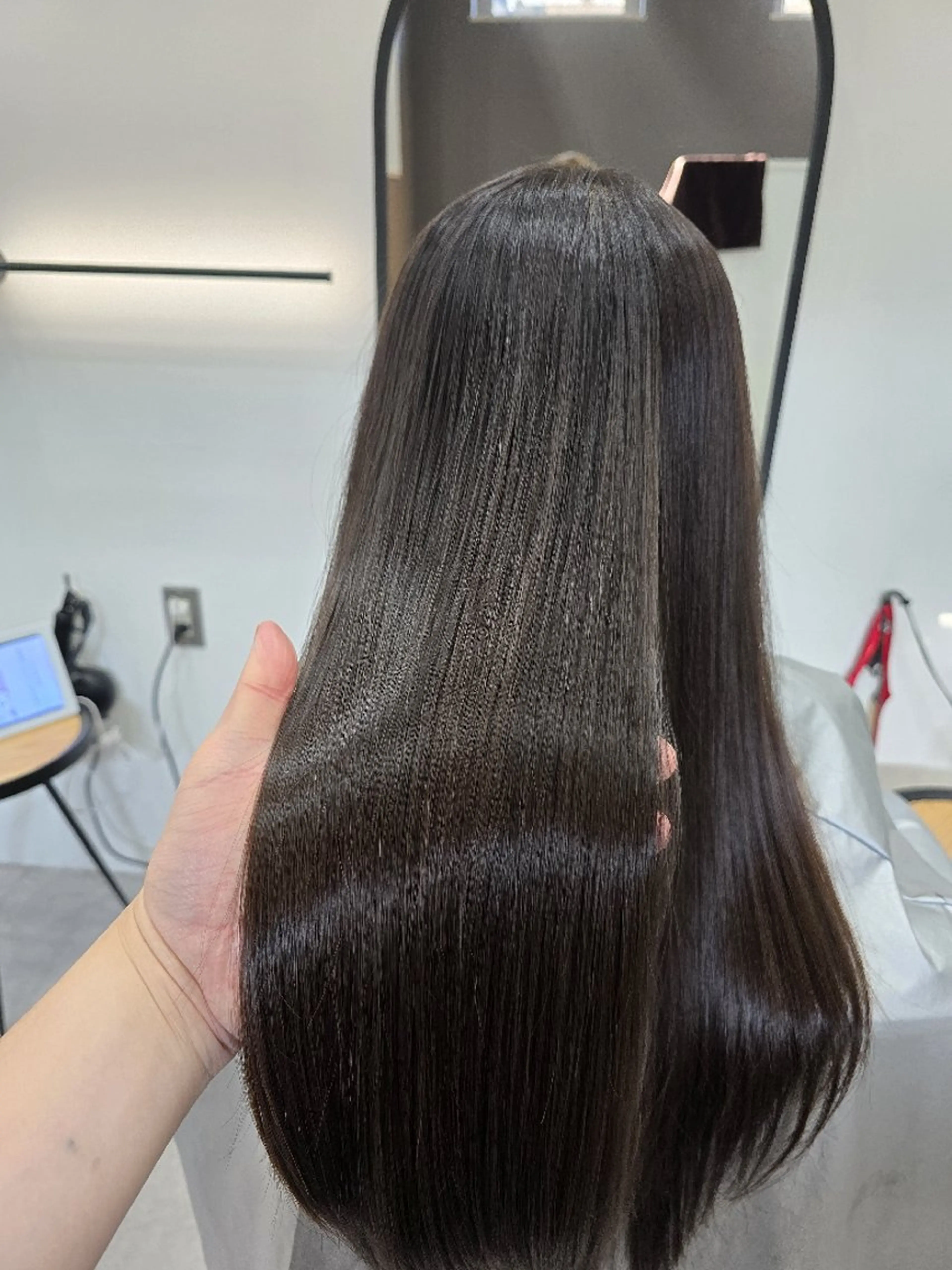 ロング カット 縮毛矯正 芦田 大樹のヘアスタイル