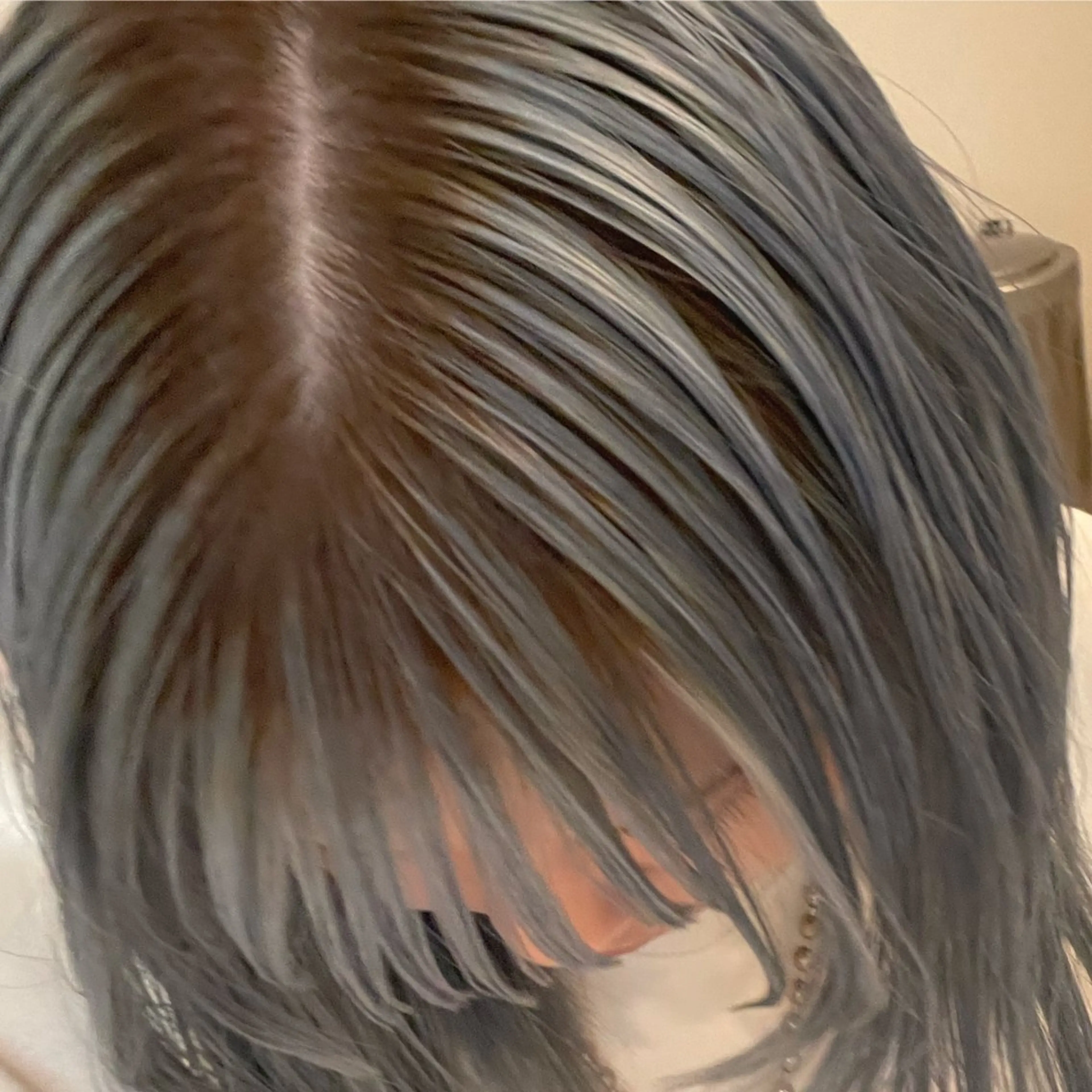 セミロング カラー 広島:ミルキーカラー tsumaのヘアスタイル