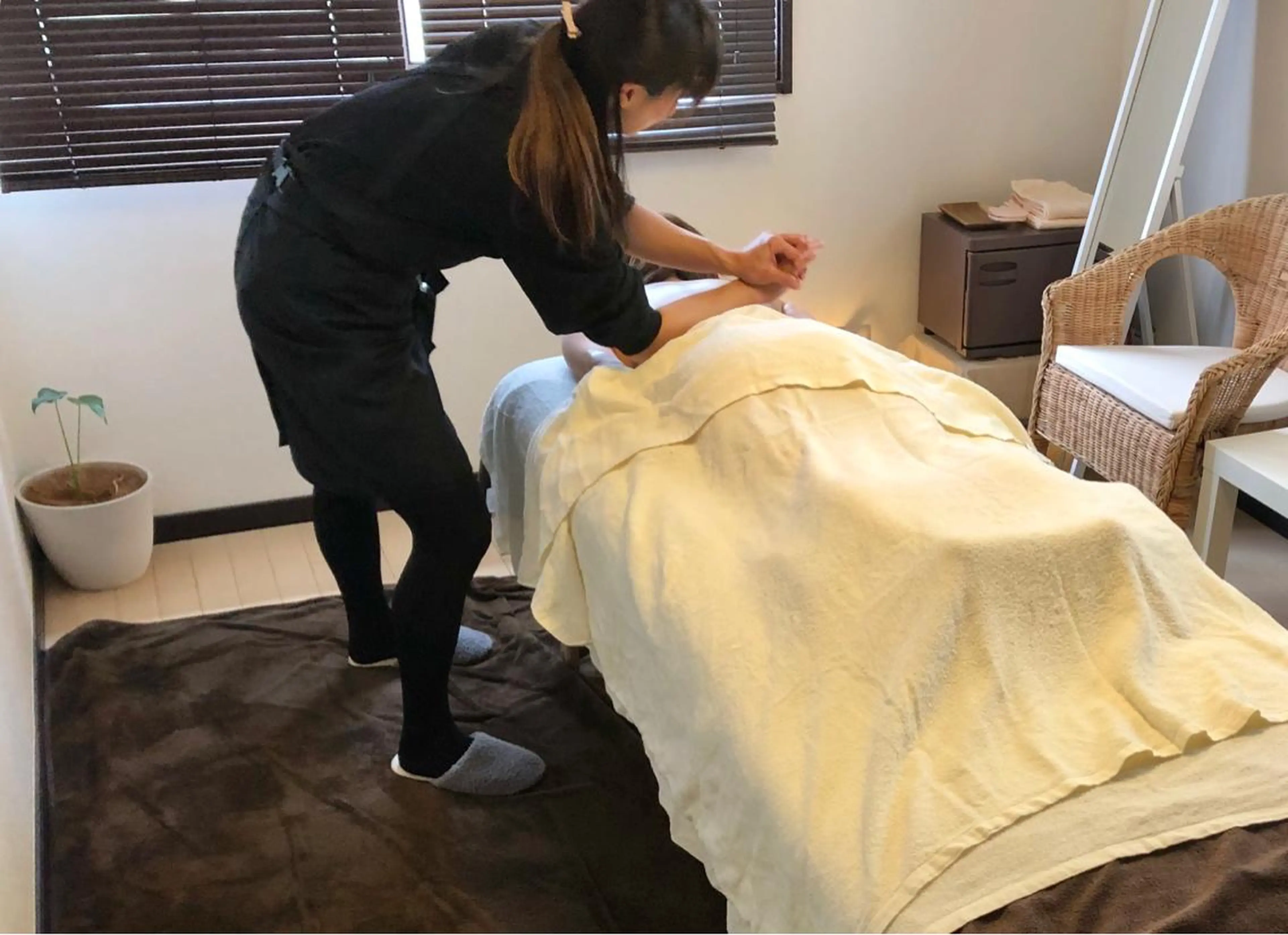 頑張った自分へのご褒美に✨本場ハワイのロミロミ95分の写真