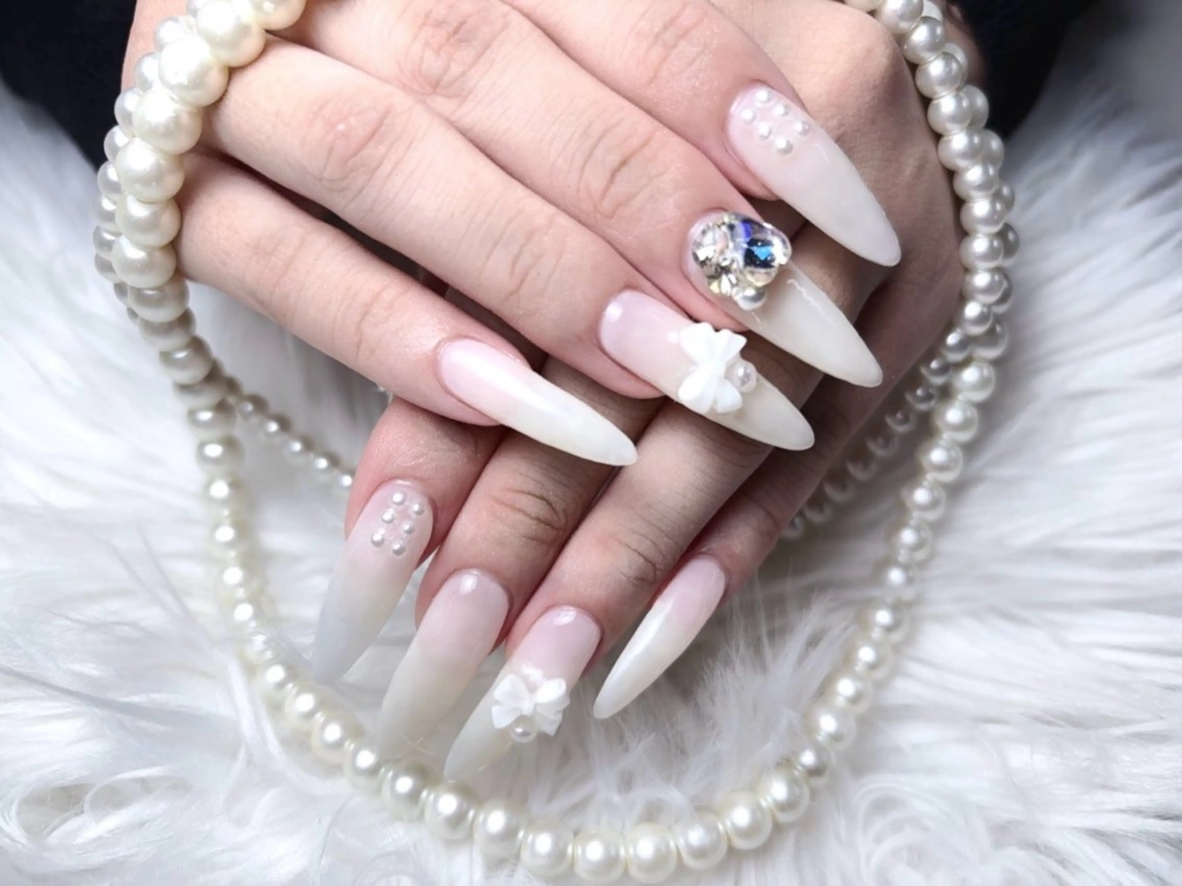 メンズ ネイル アートネイル フレンチネイル ジェルネイル キラキラネイル パラジェル ハンドネイル Bloom スカルプ専門店のネイルデザイン