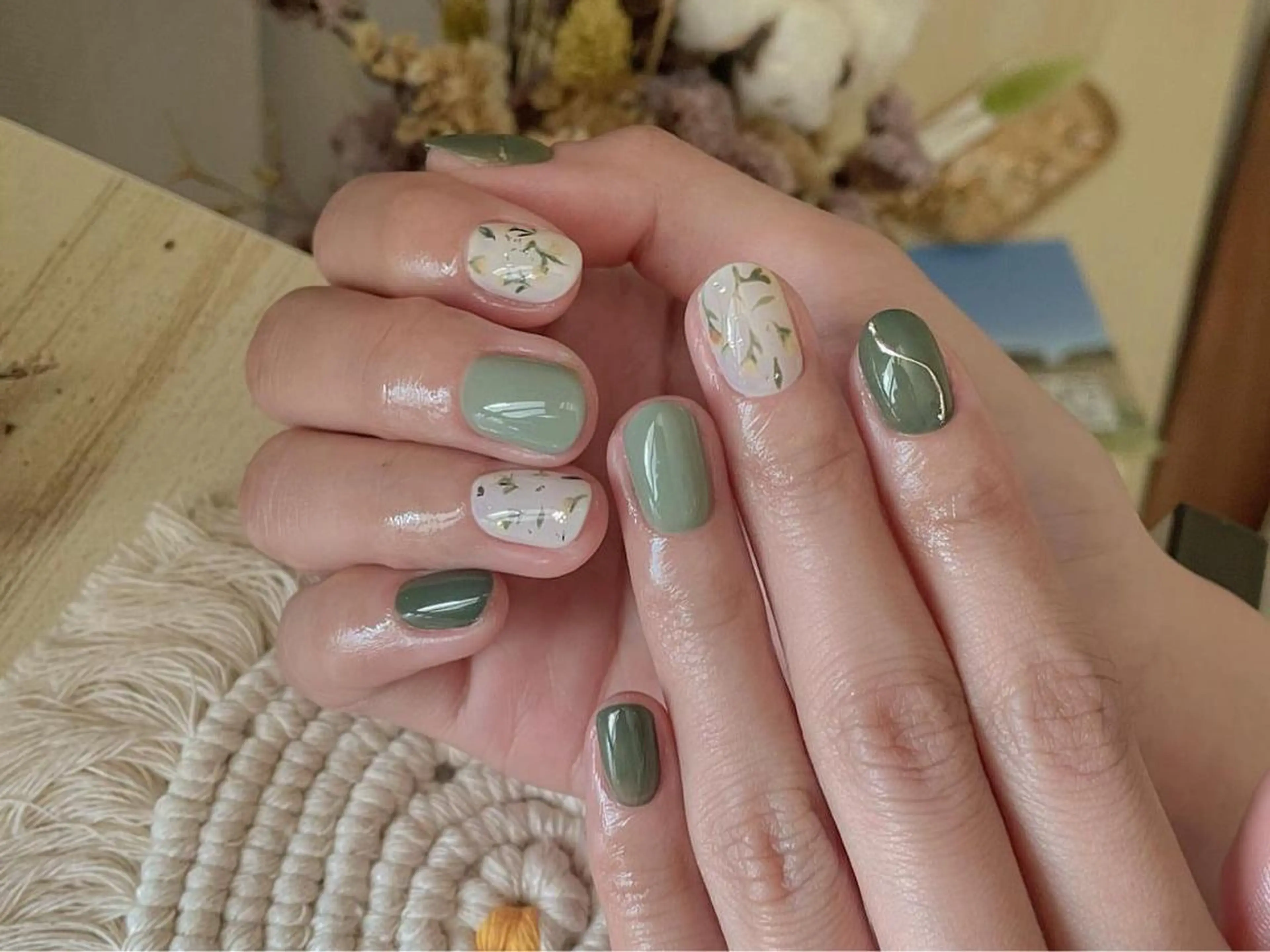 ネイル ハンドネイル リ サのネイルデザイン