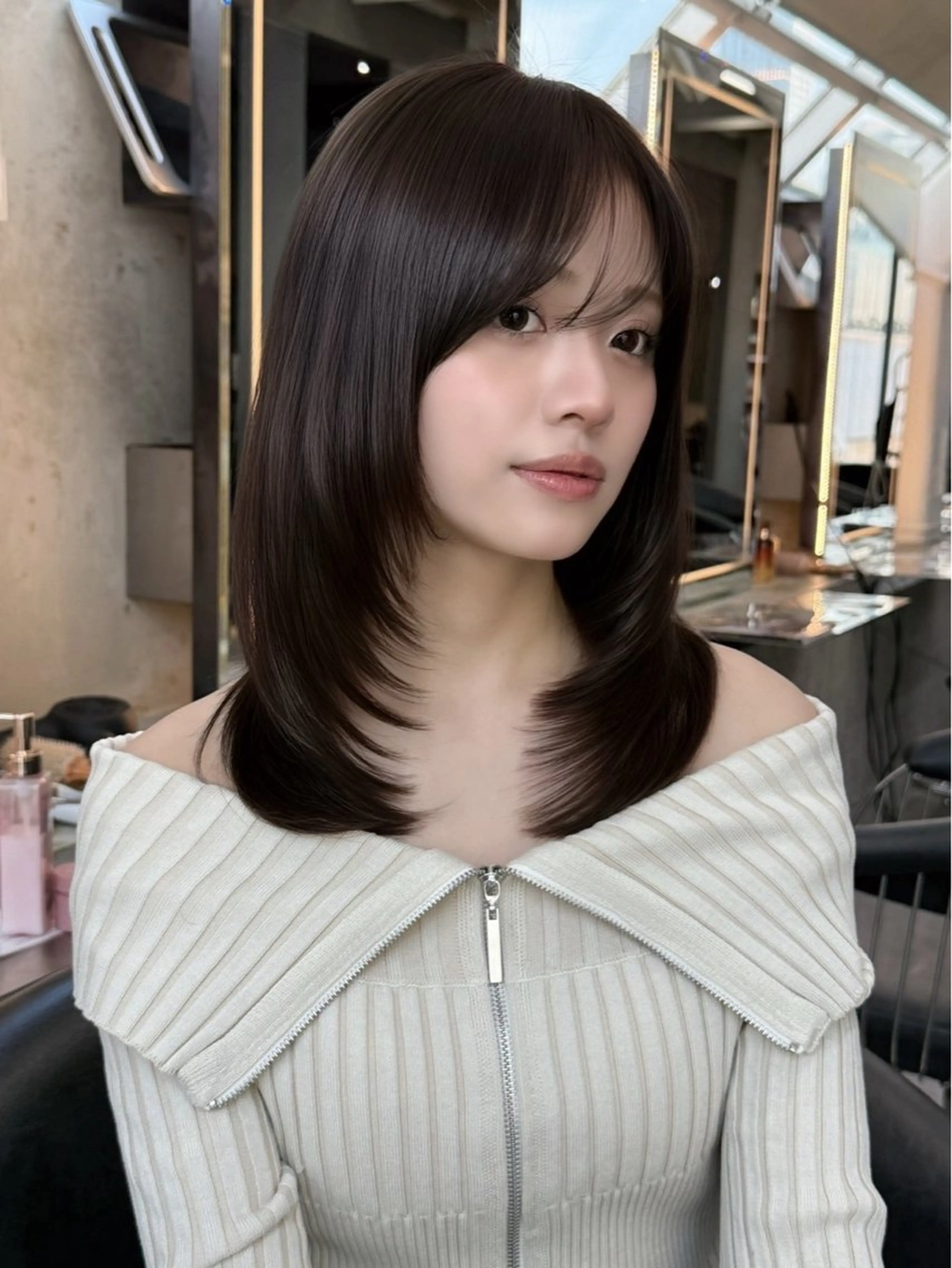 セミロング カット 池袋/美紅 🫧艶髪✨のヘアスタイル