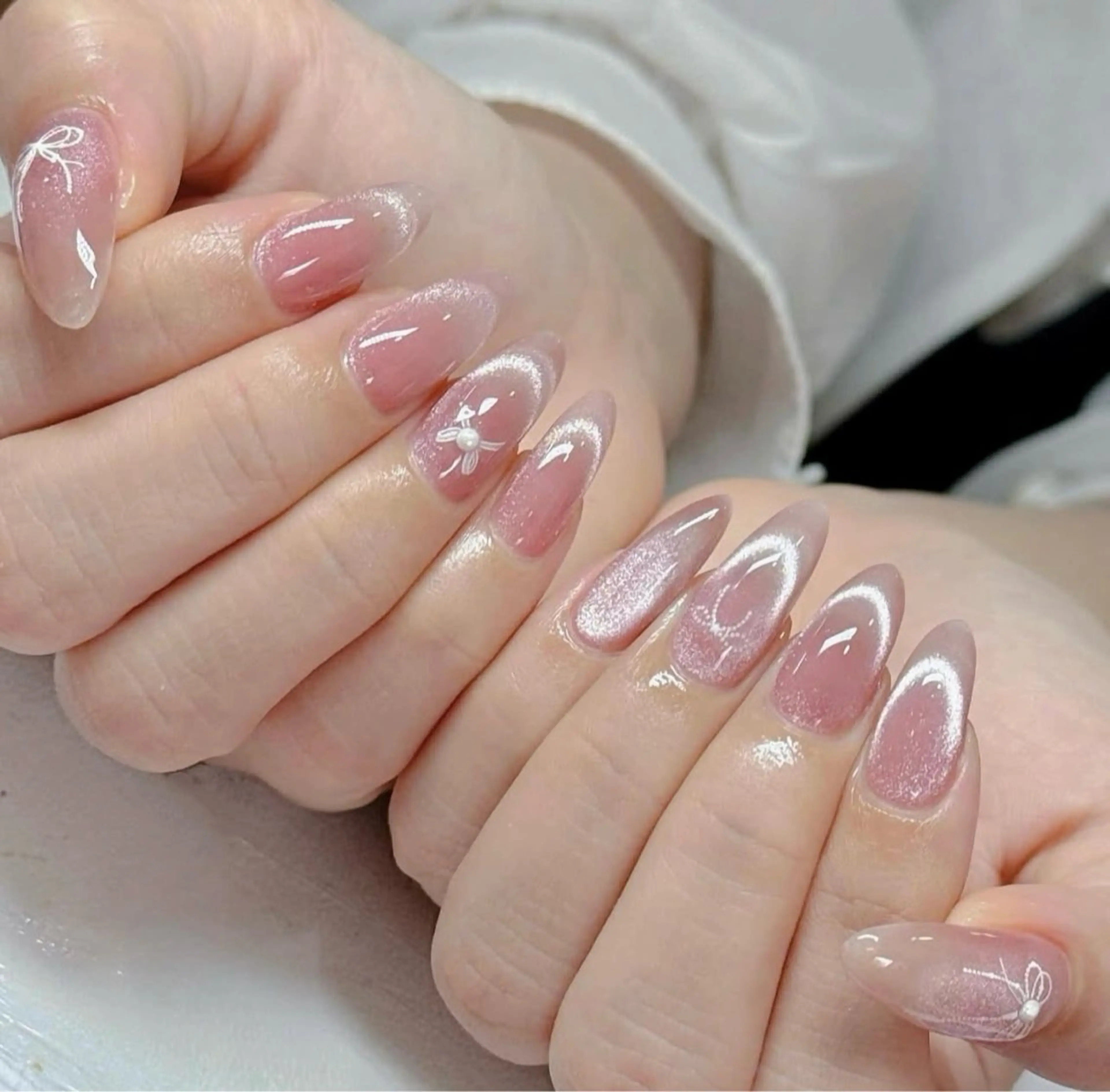 ネイル オーロラネイル 長さ出し フットネイル フレンチネイル ジェルネイル sora ❄️のネイルデザイン