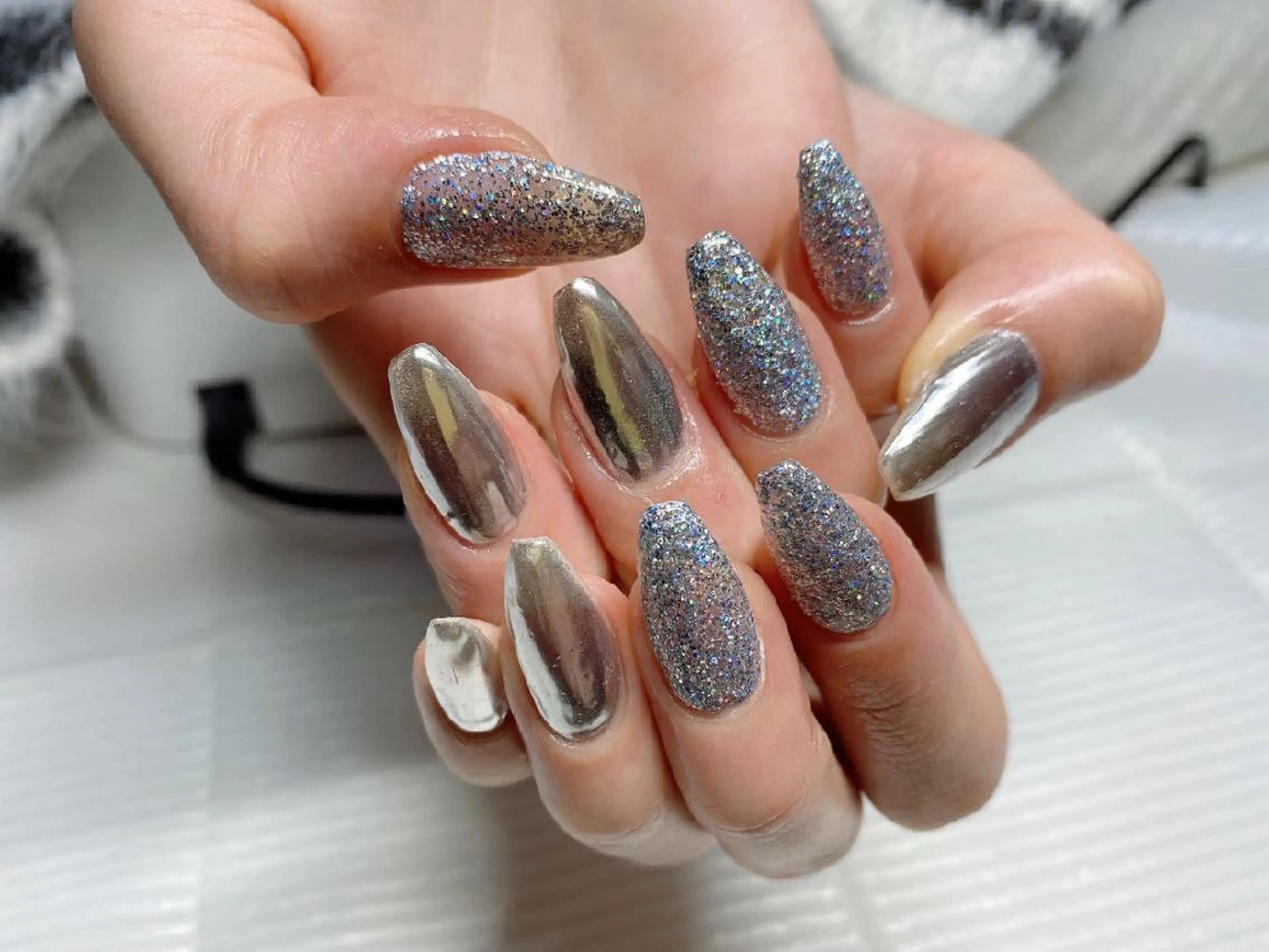 ネイル ラメ(グリッター) ミラーネイル NAIL'S KISHのネイルデザイン