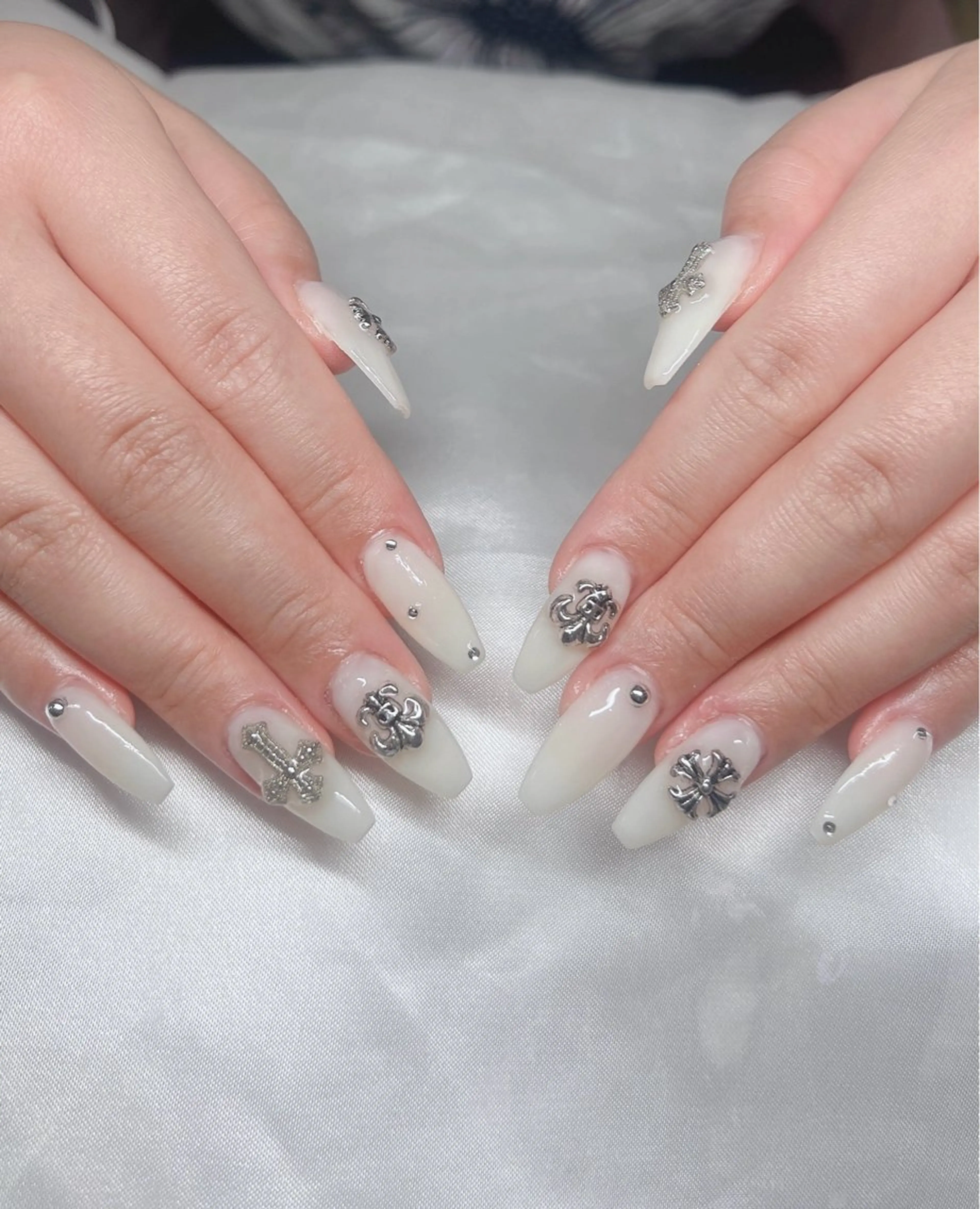 ネイル 長さ出し グラデーション キラキラネイル マグネットネイル ニュアンスネイル Lee Nails チップ長さだし専門店のネイルデザイン