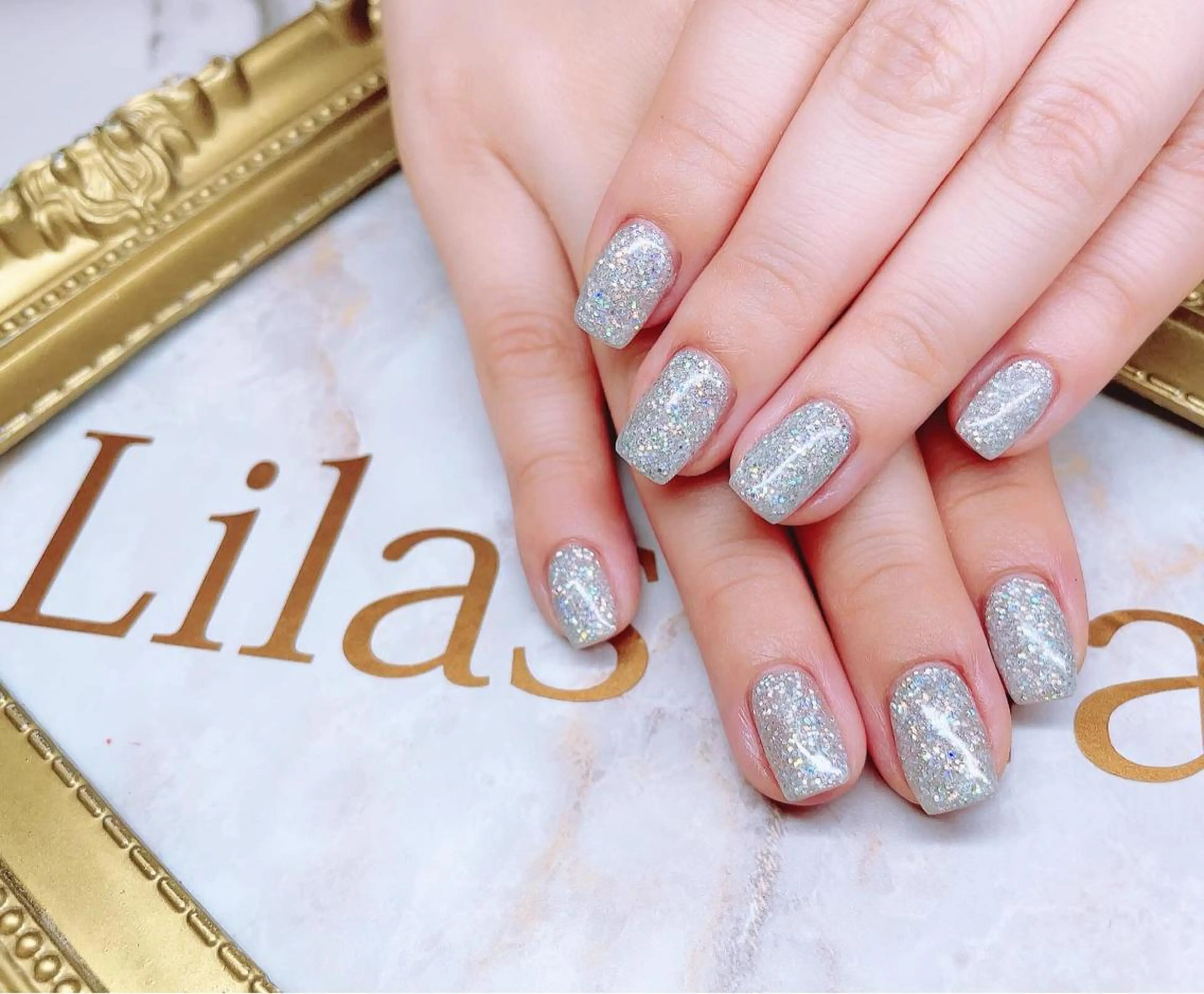 ネイル ジェルネイル ハードジェル キラキラネイル ラメ(グリッター) ロングネイル Lilas Nailのネイルデザイン