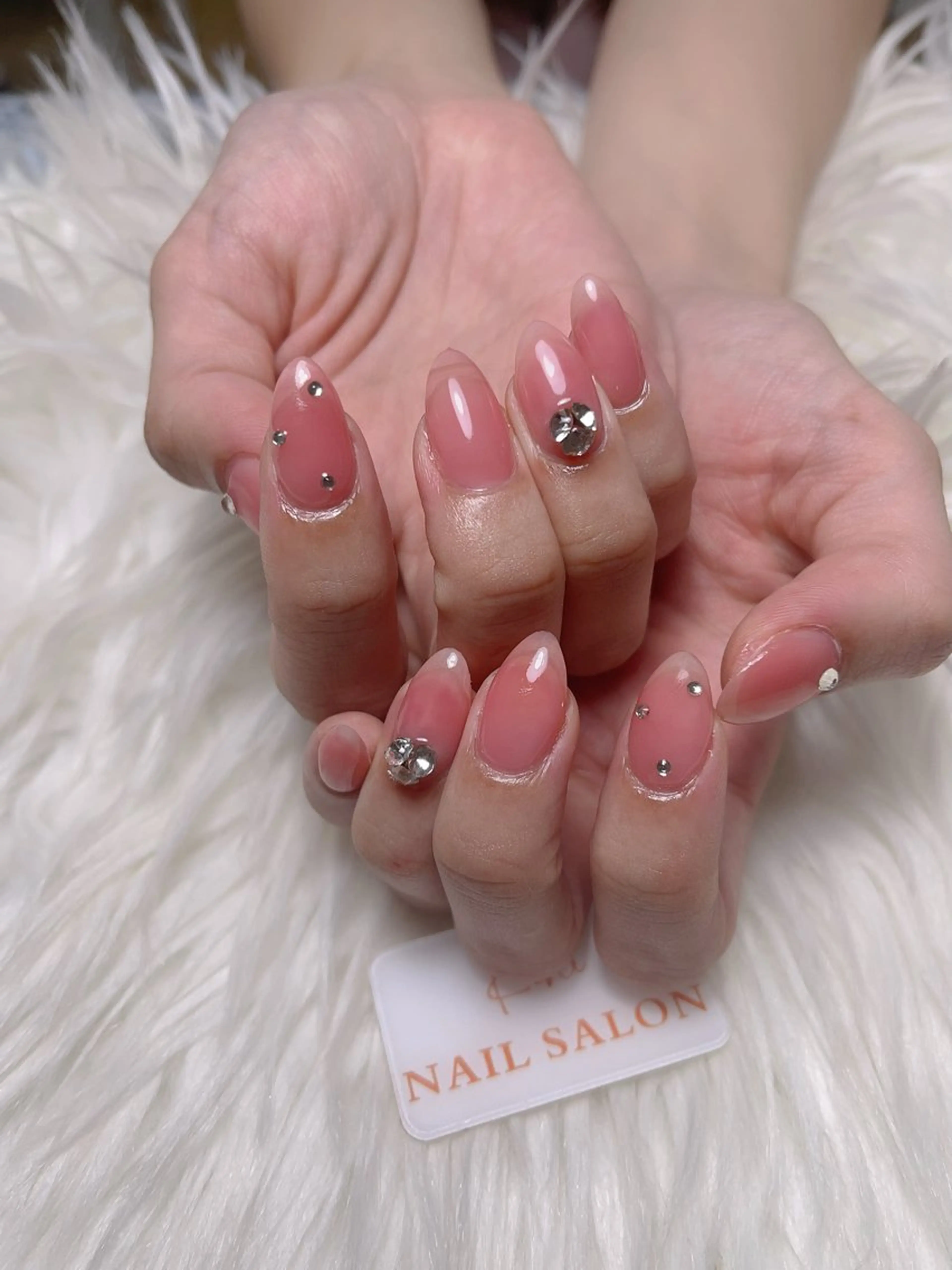 ネイル アートネイル フレンチネイル ジェルネイル グラデーション 韓国ネイル ハンドネイル ハンドケア さくら💮💮 【オフ無料】のネイルデザイン