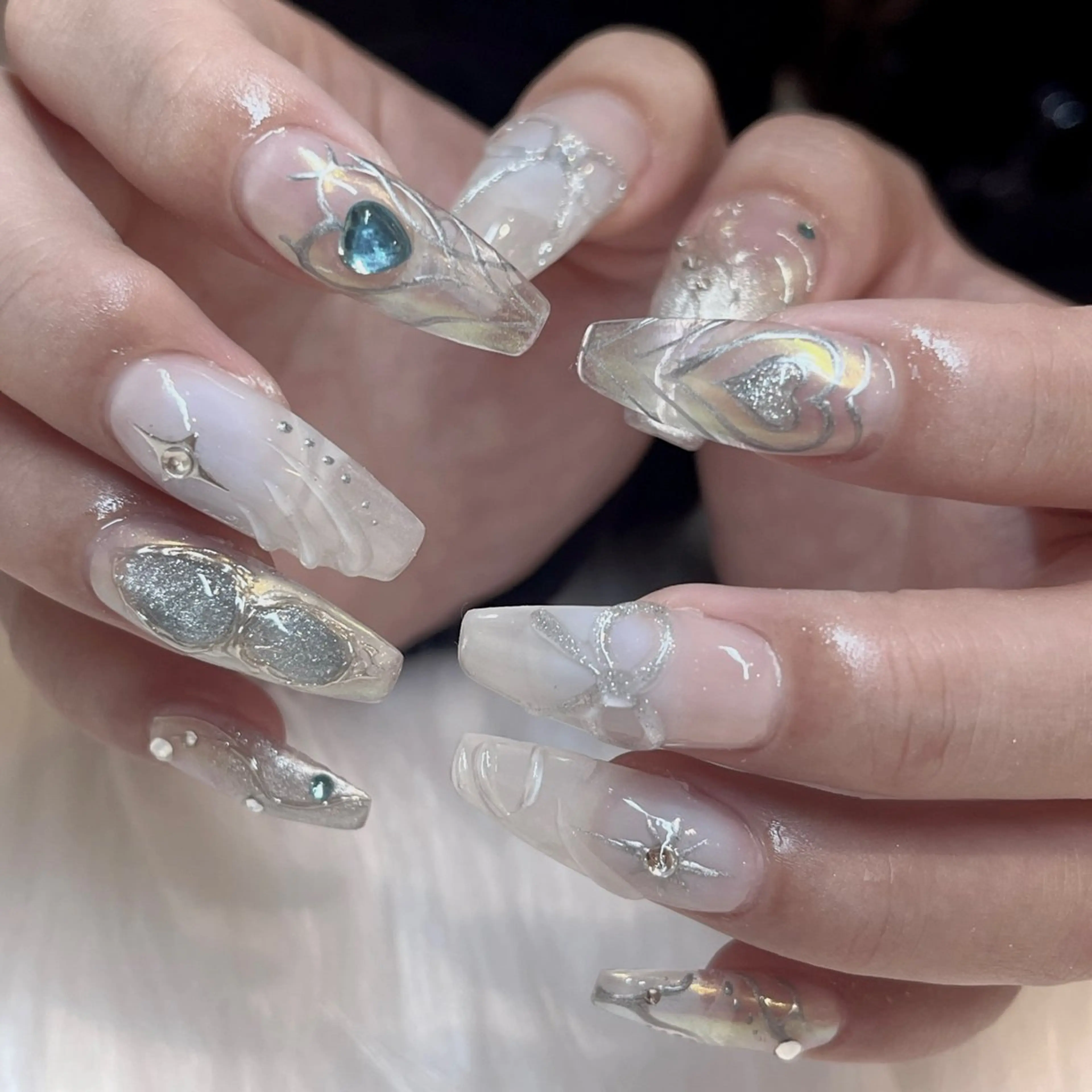 ネイル アートネイル ロングネイル ハンドネイル moca  心斎橋店所属・moca心斎橋店 Aina🐈‍⬛🤍のネイルデザイン