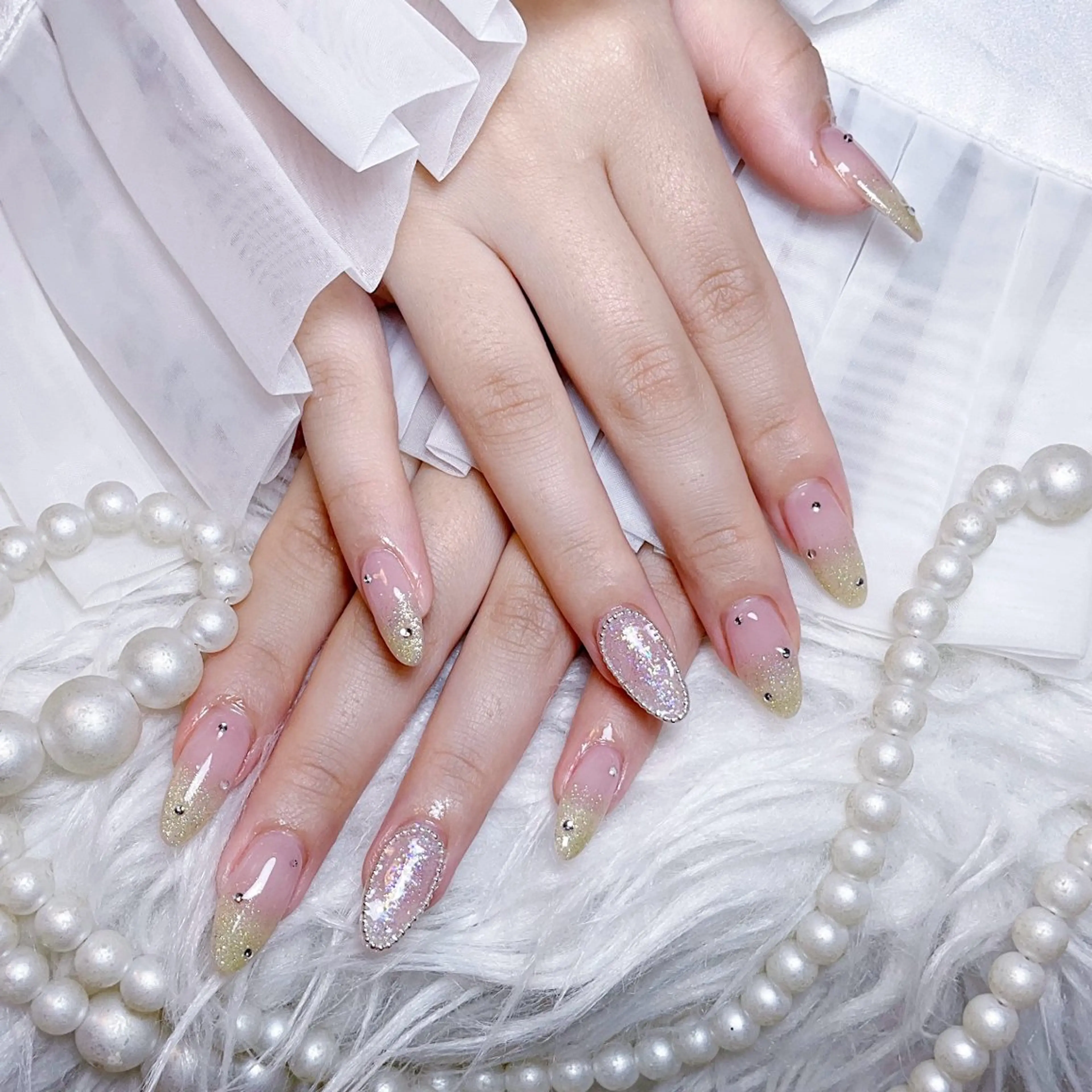 ネイル ハンドネイル 🌈Yun nail hyejin💋のネイルデザイン