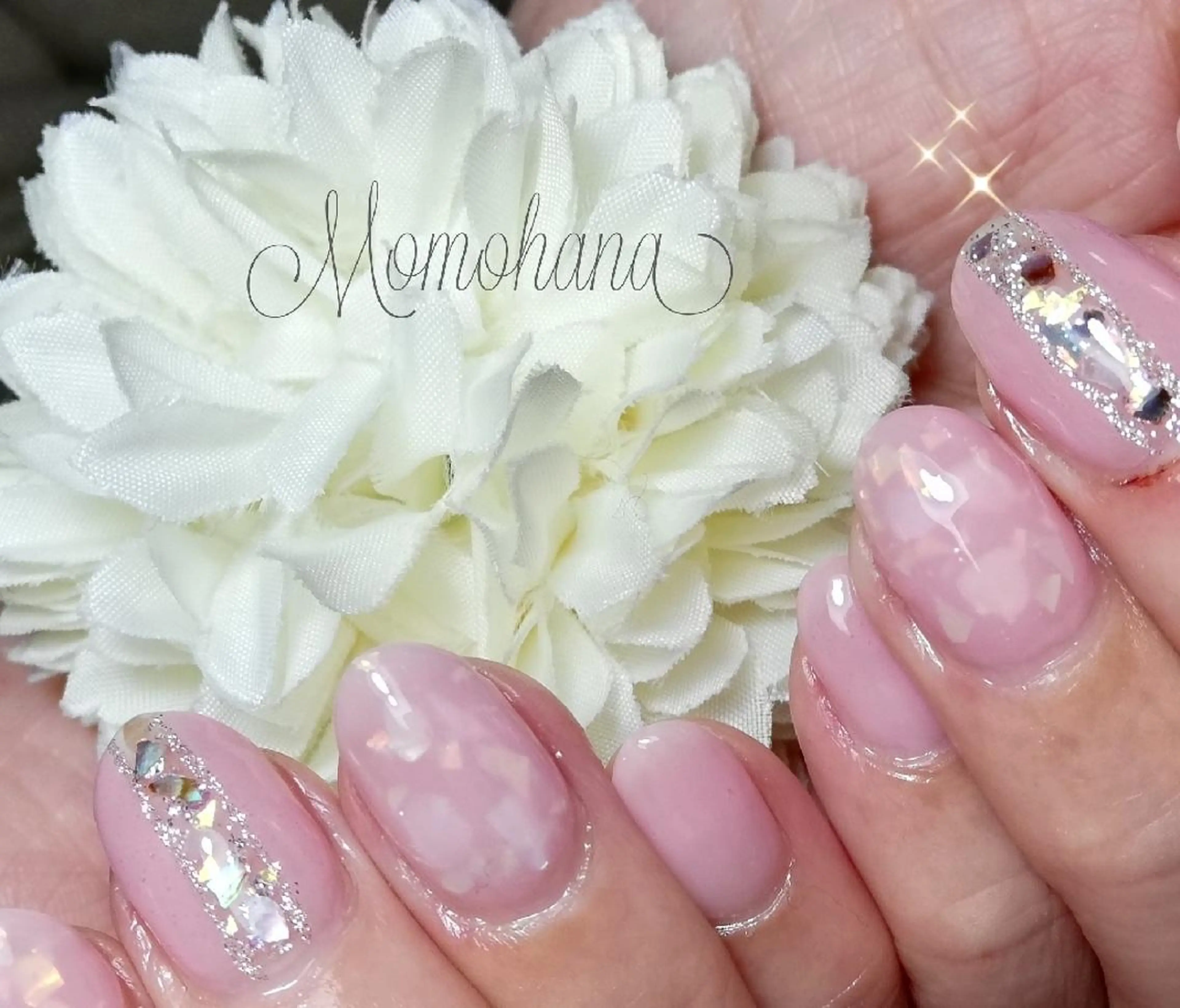 ネイル momohana  のネイルデザイン